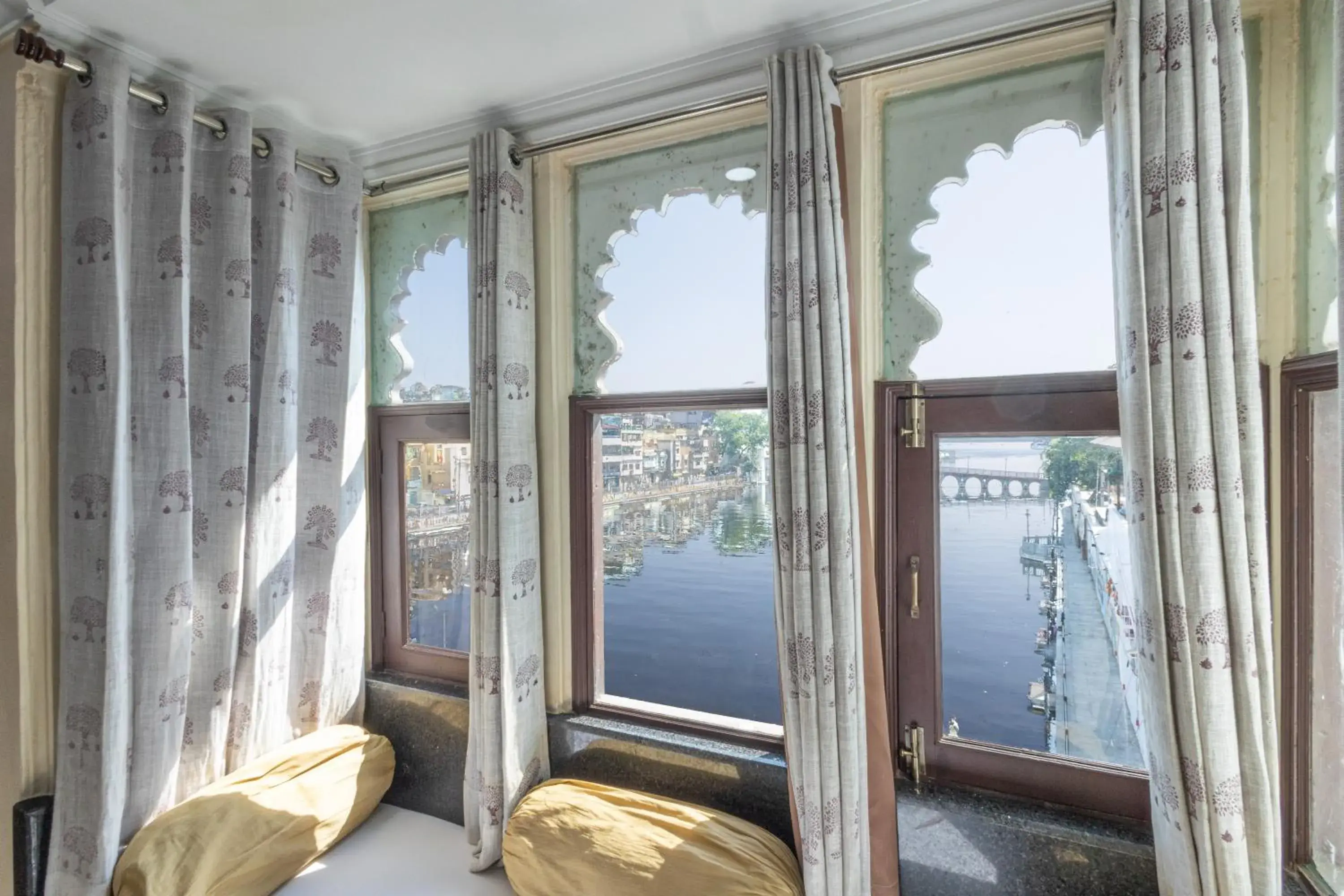Day in Hide-In Udaipur - A Lake View Boutique Hotel Day in Hide-In Udaipur - A Lake View Boutique Hotel