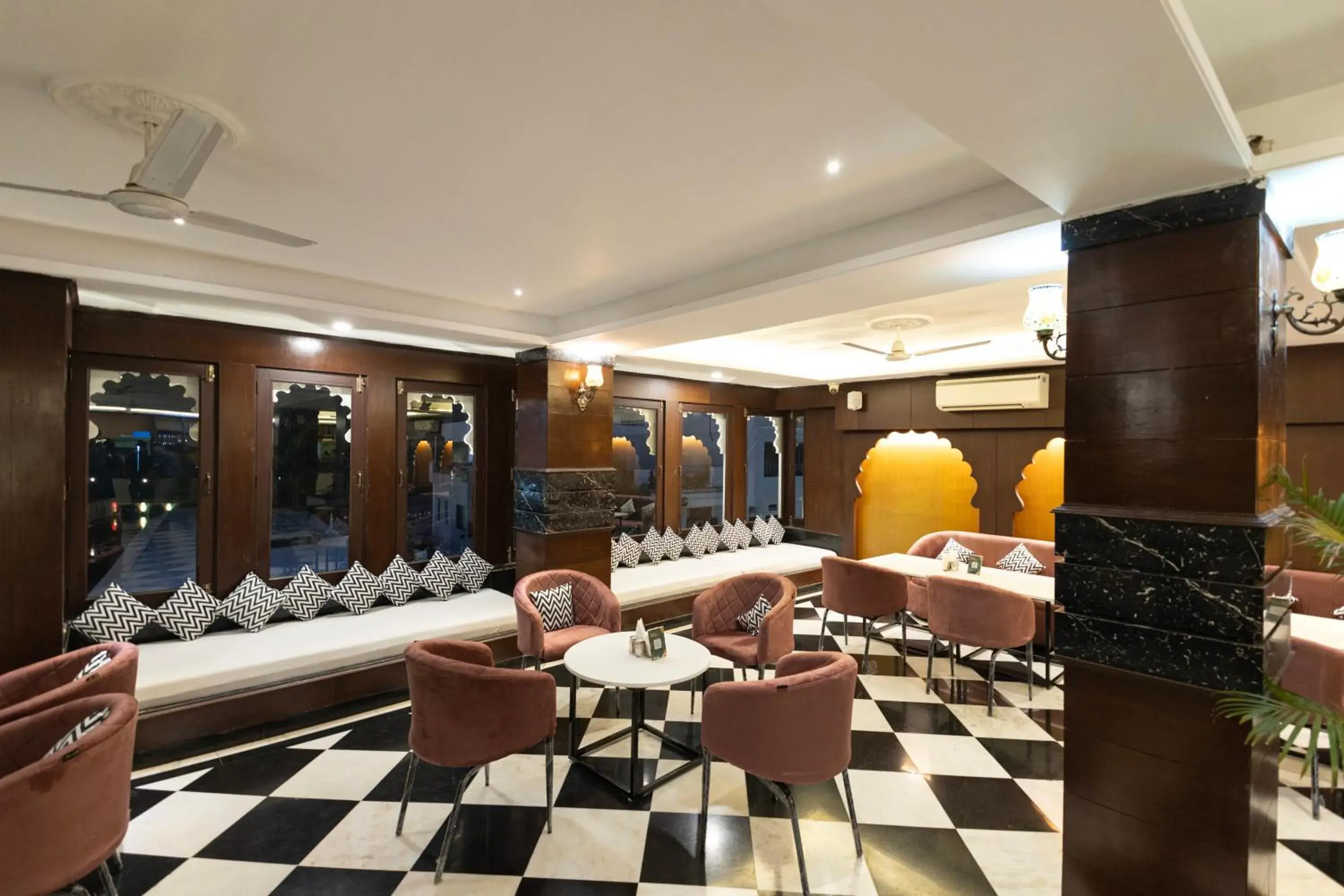 Seating area in Hide-In Udaipur - A Lake View Boutique Hotel Seating area in Hide-In Udaipur - A Lake View Boutique Hotel