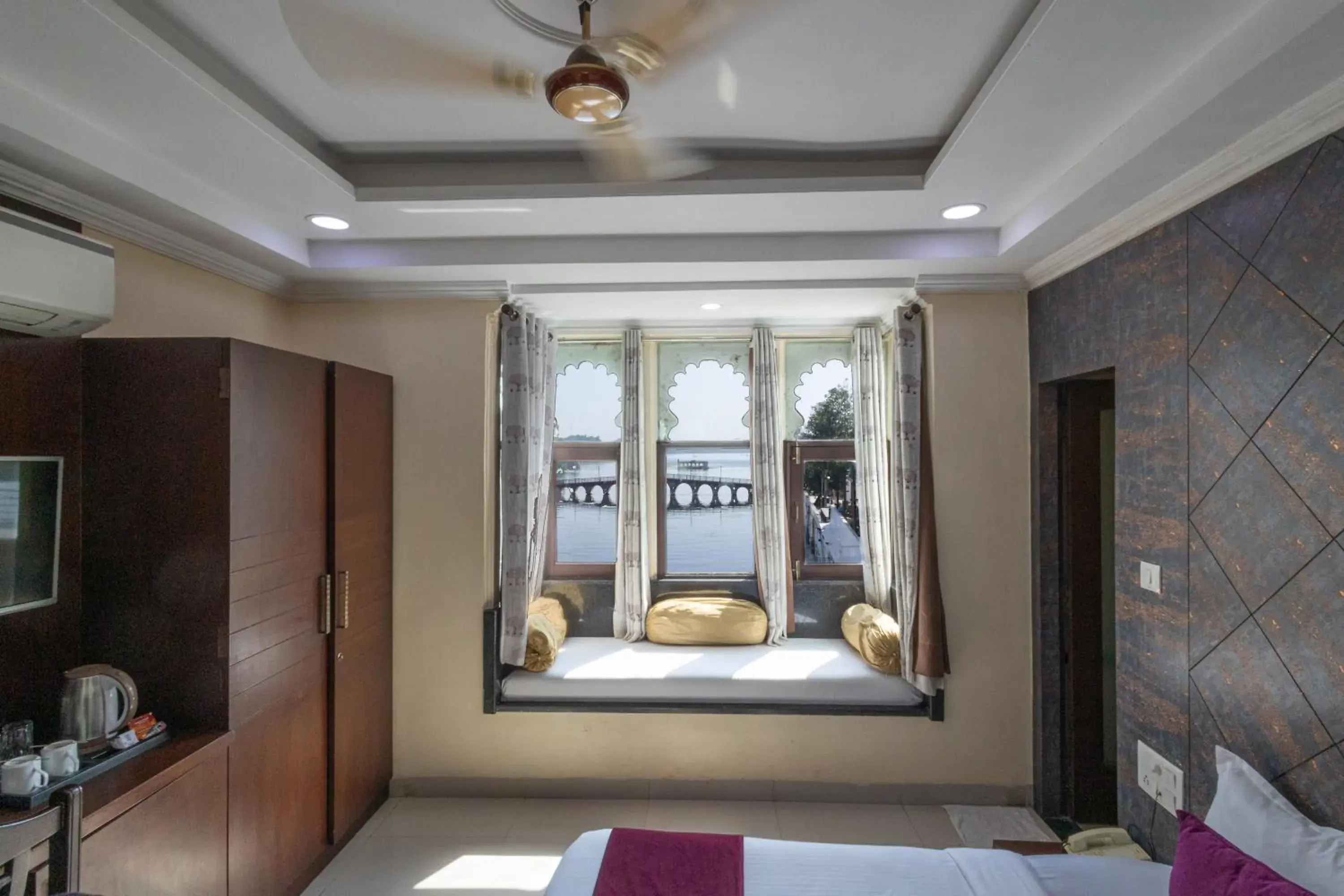 Seating area, Bed in Hide-In Udaipur - A Lake View Boutique Hotel Seating area, Bed in Hide-In Udaipur - A Lake View Boutique Hotel