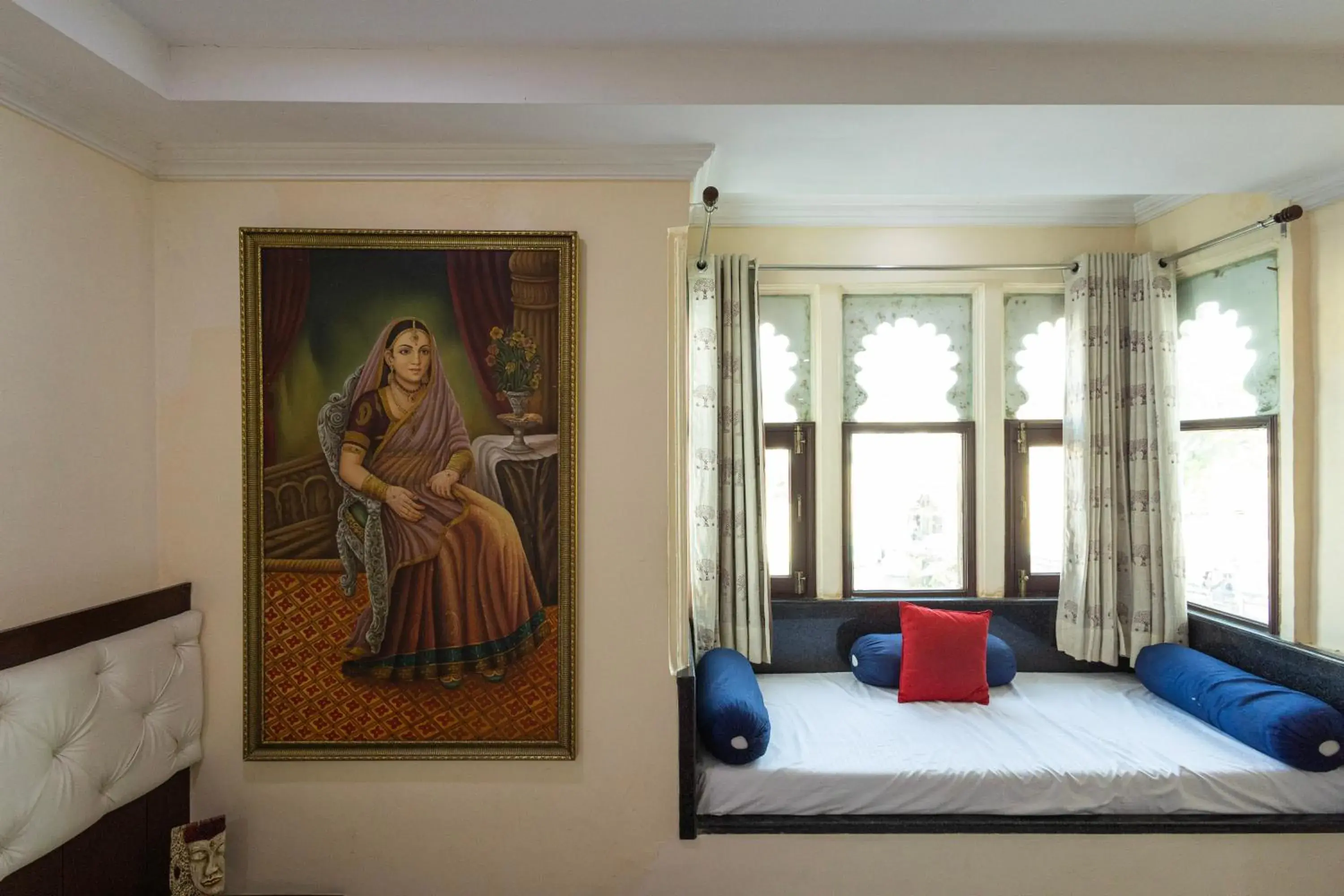 Decorative detail, Bed in Hide-In Udaipur - A Lake View Boutique Hotel Decorative detail, Bed in Hide-In Udaipur - A Lake View Boutique Hotel