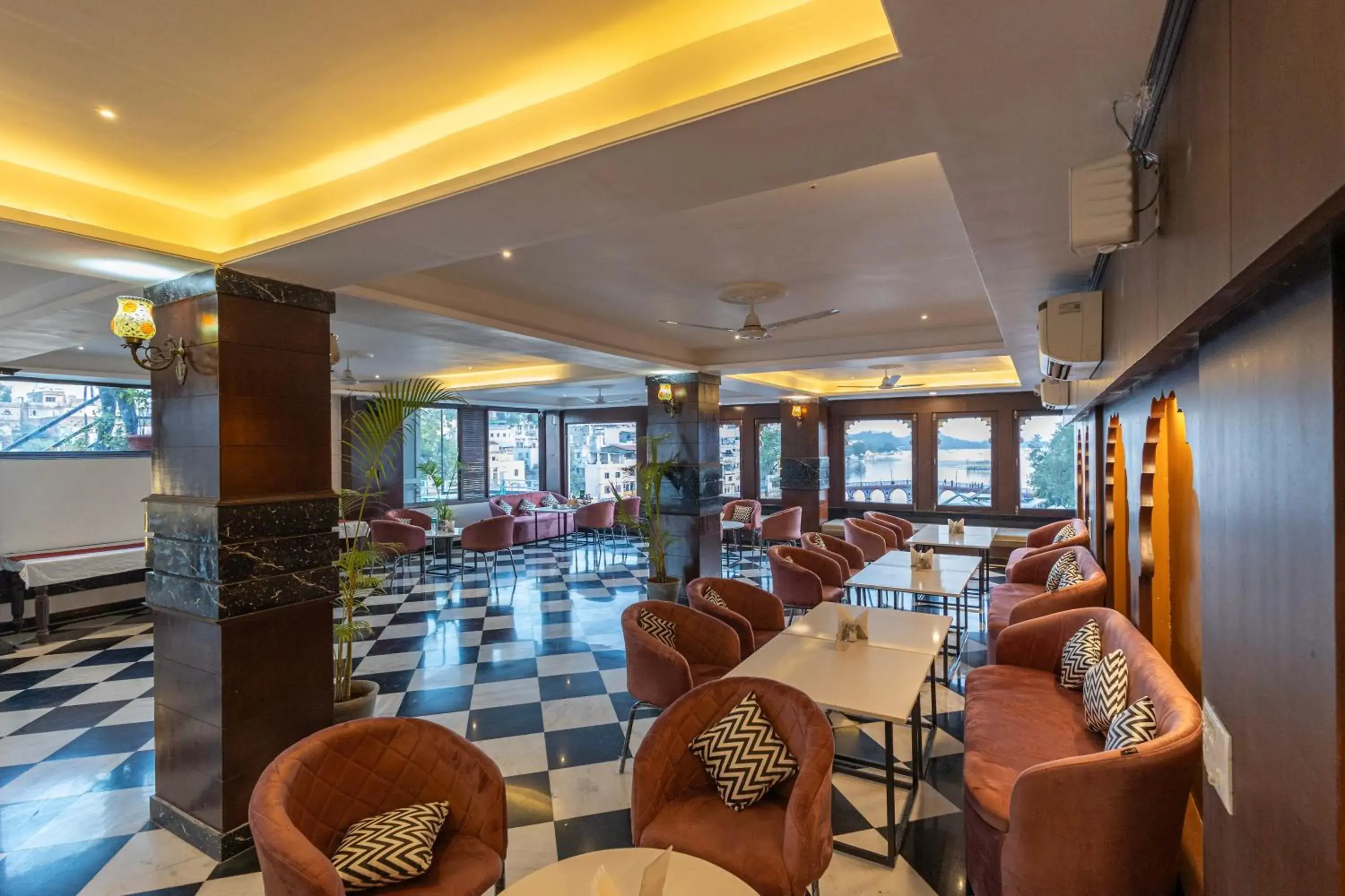 Restaurant/places to eat in Hide-In Udaipur - A Lake View Boutique Hotel Restaurant/places to eat in Hide-In Udaipur - A Lake View Boutique Hotel