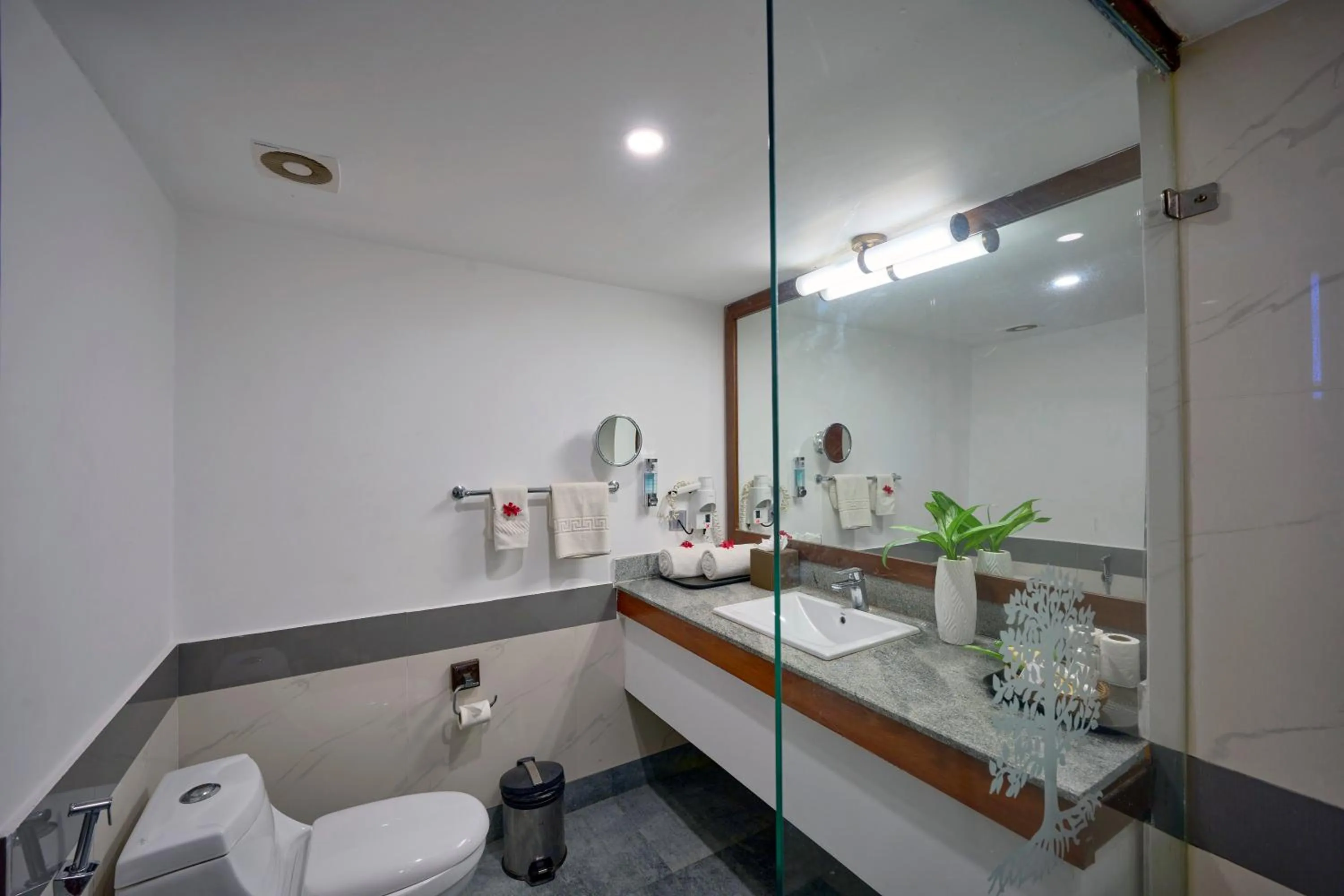 Toilet in Rhythm Kumarakom