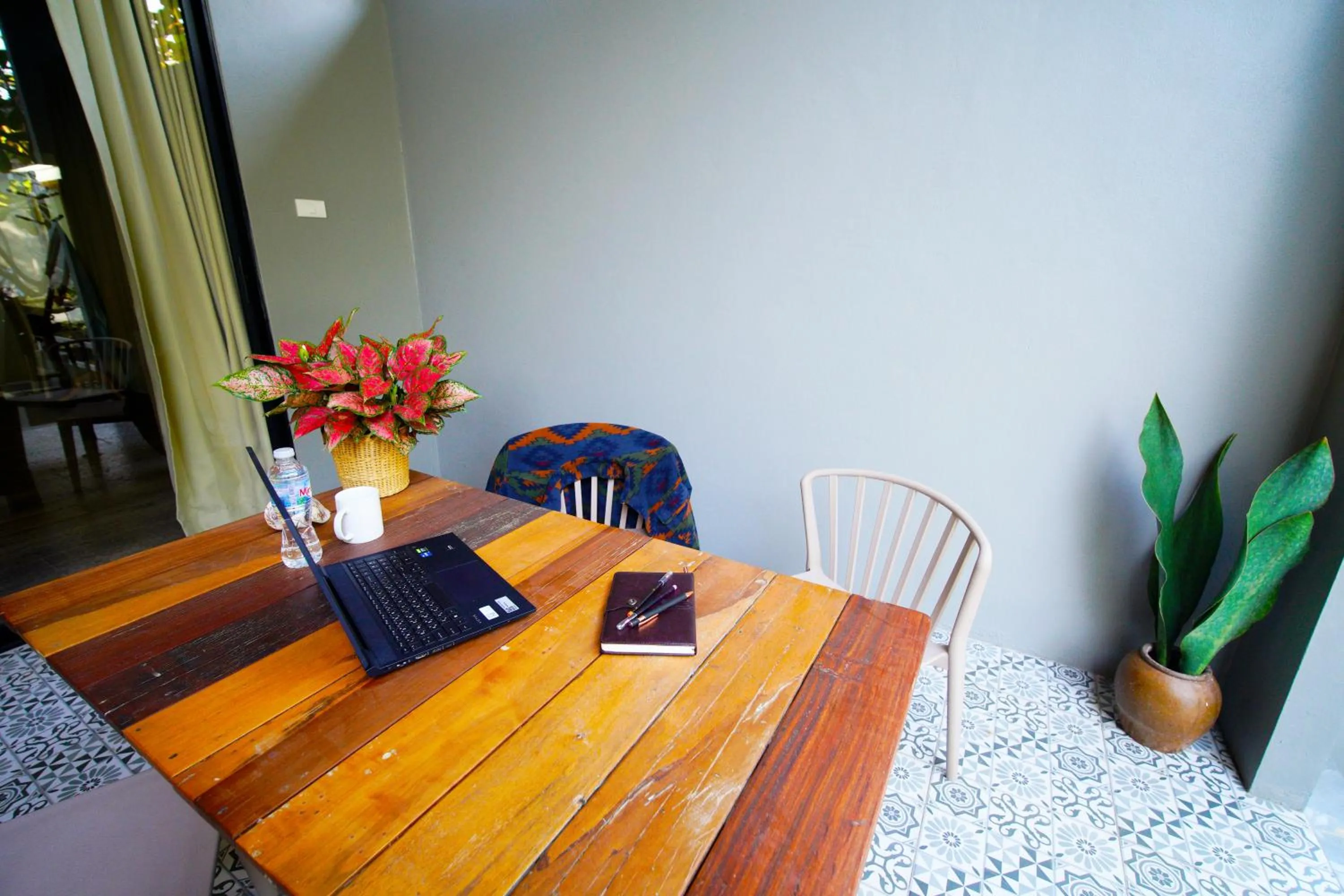 Seating area in Villa Cha Cha Chaolao Beach Resort