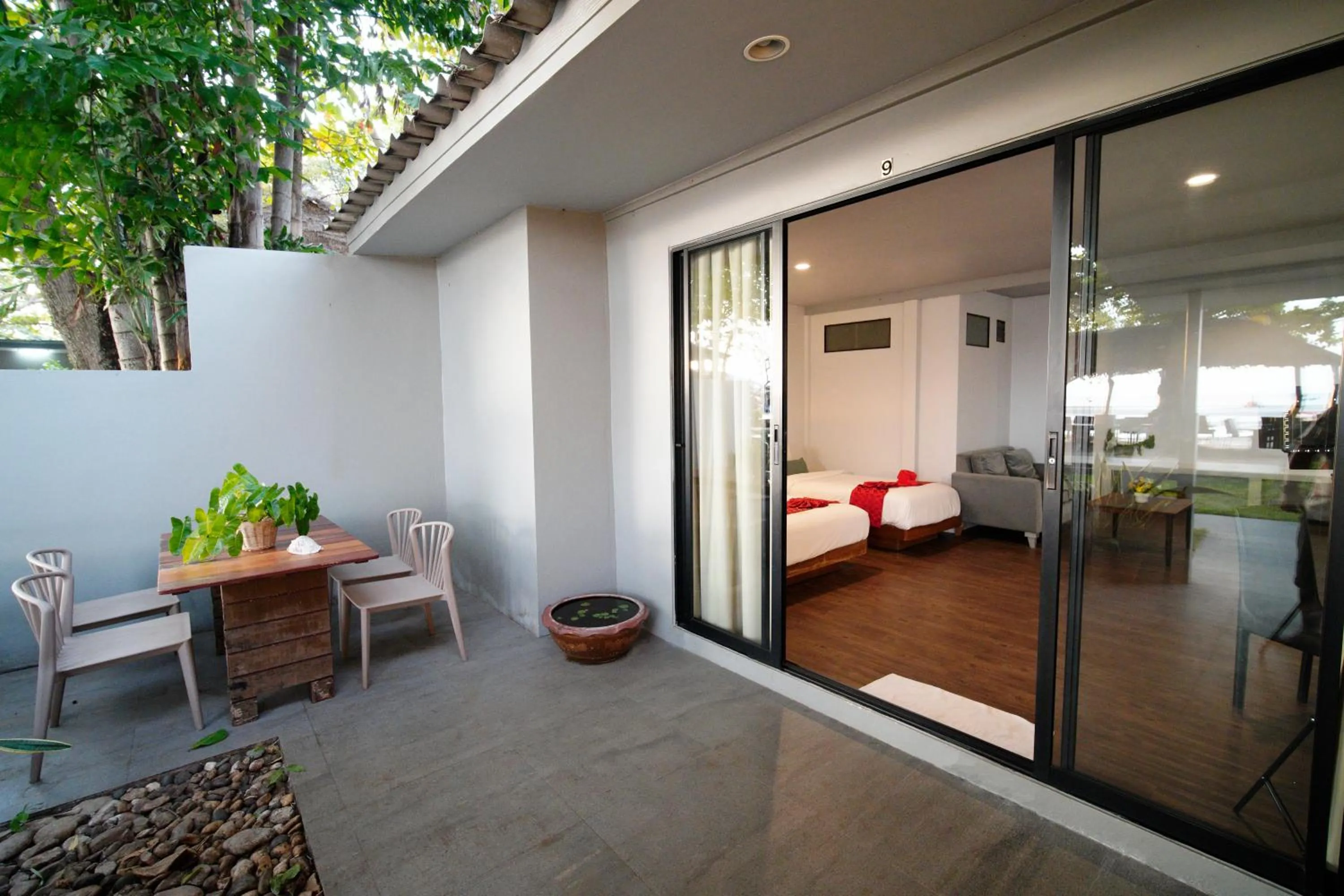 Balcony/Terrace in Villa Cha Cha Chaolao Beach Resort