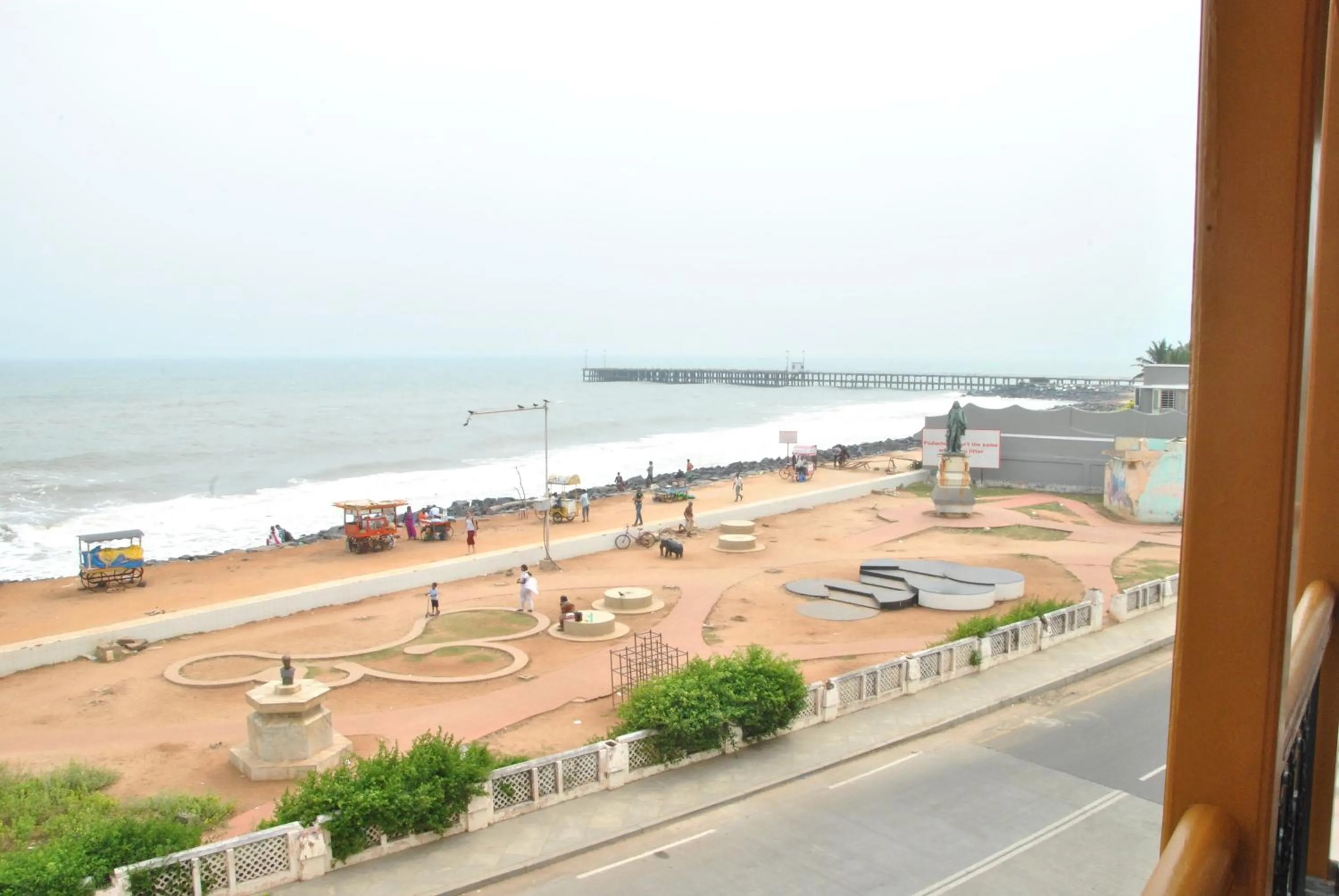 Day in Cours CHABROL