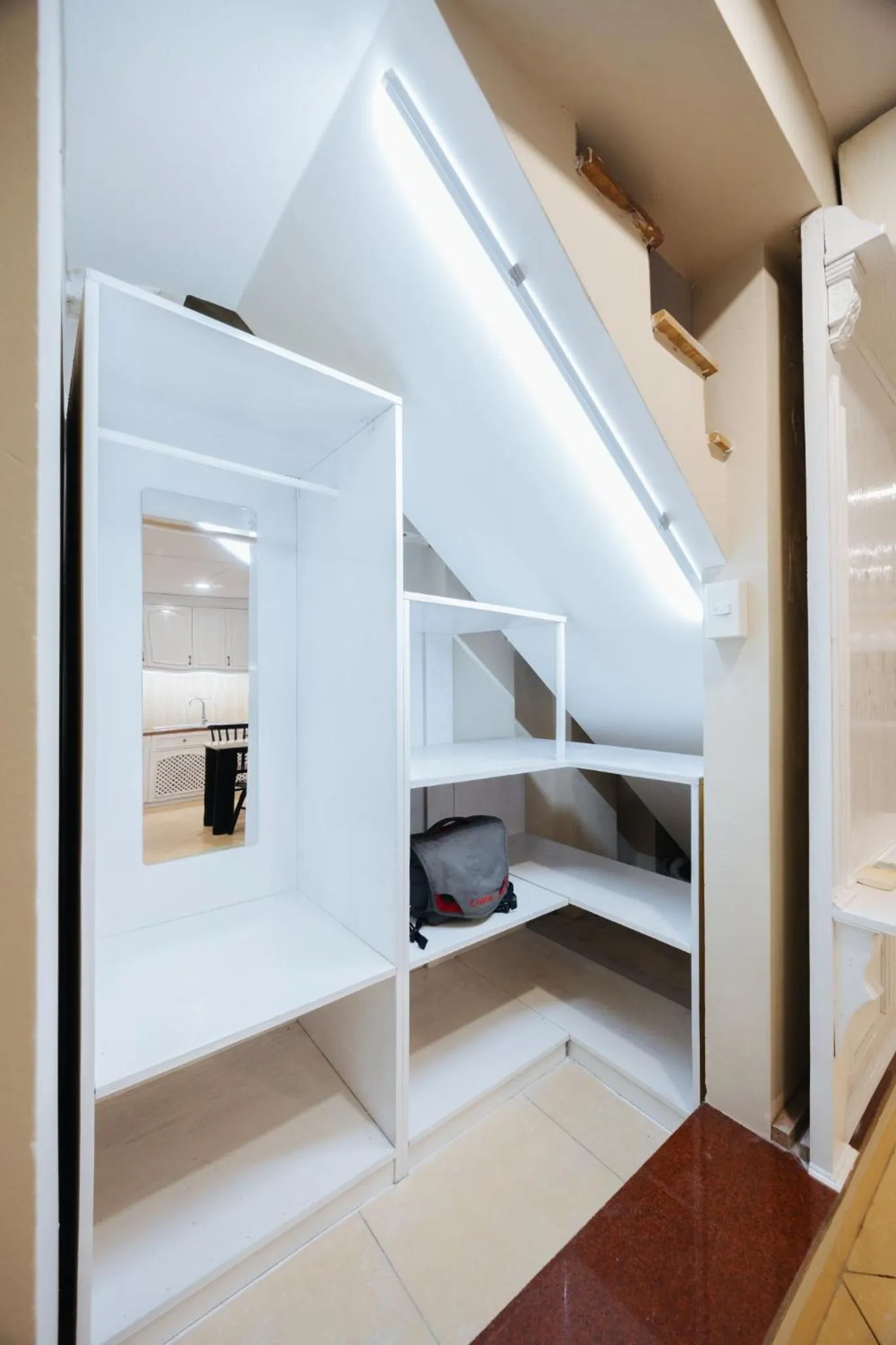 Bed in VietHOME - 602 The Babylon House w Lift 35 sqm