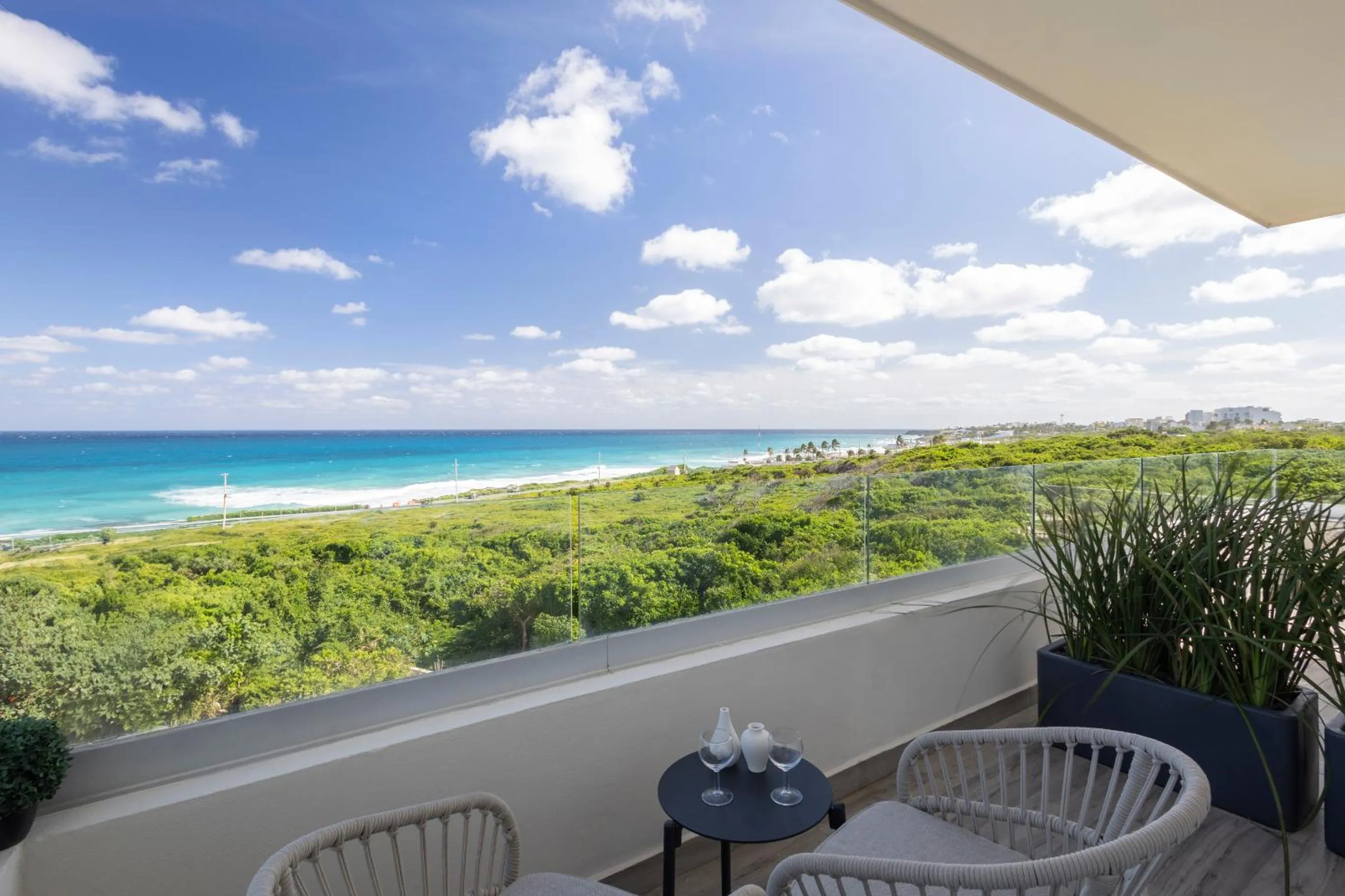 Day in Azulea Isla Mujeres Hotel