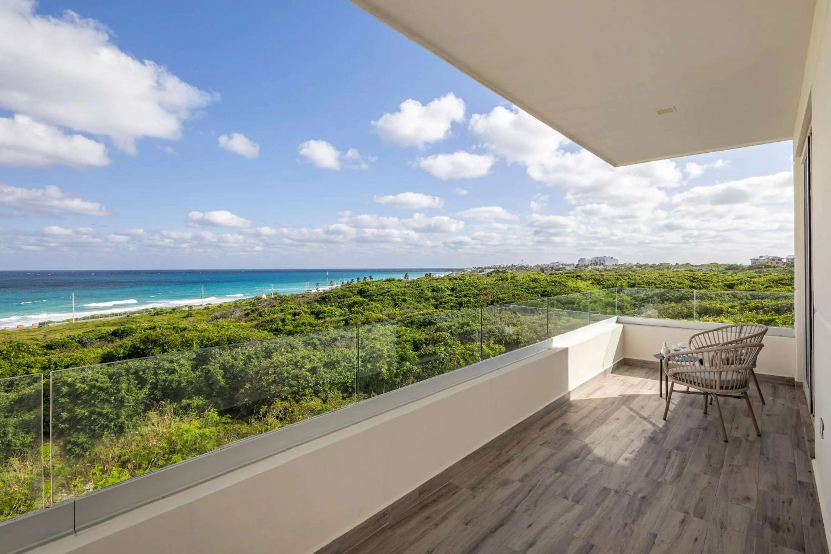 Day in Azulea Isla Mujeres Hotel