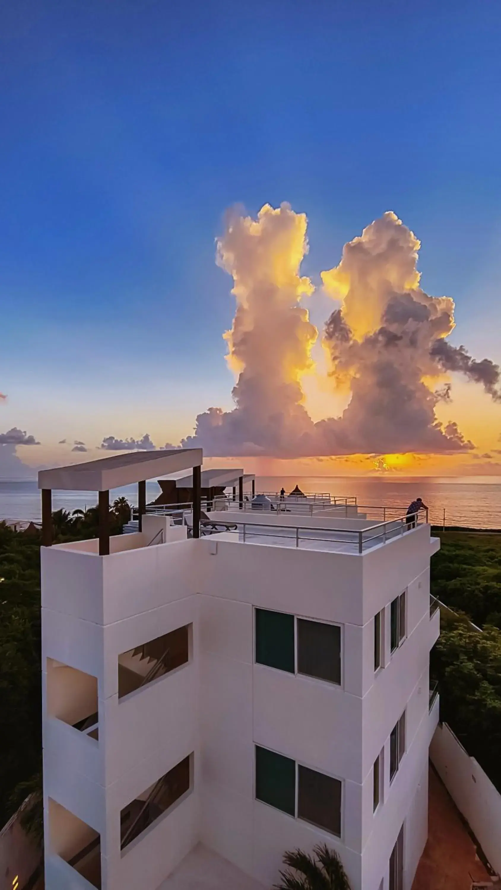 Property building in Azulea Isla Mujeres Hotel Property building in Azulea Isla Mujeres Hotel