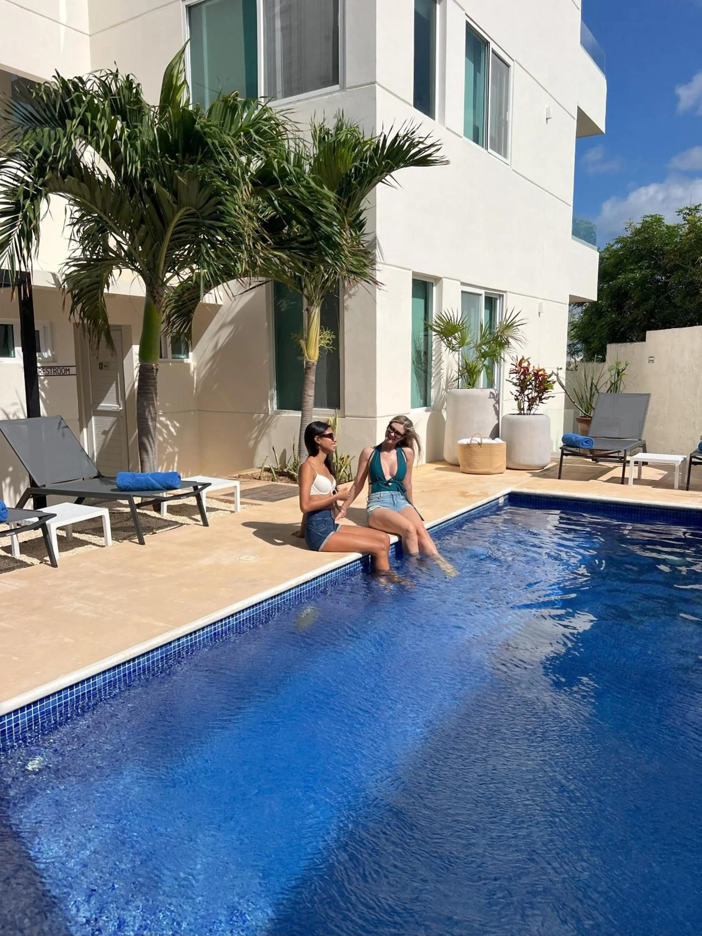 Day in Azulea Isla Mujeres Hotel