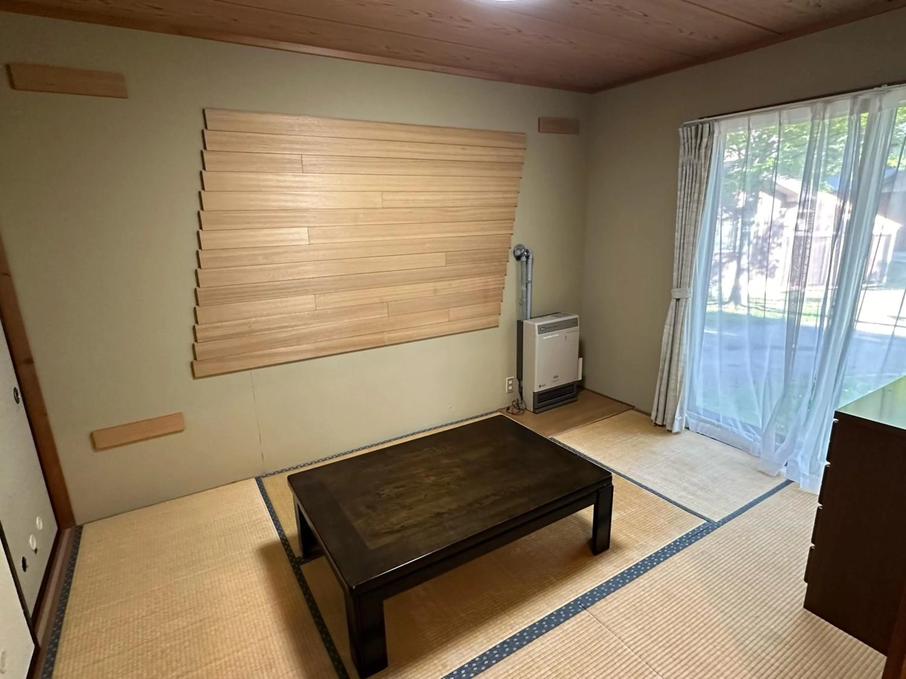 Photo of the whole room in Nature Cottage Akabeko