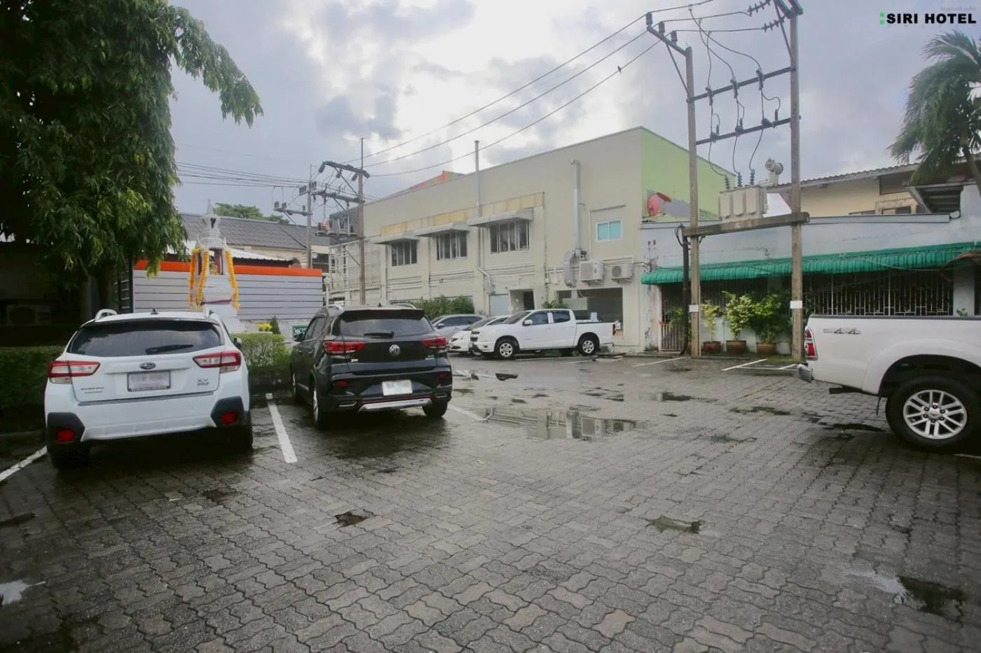 Parking in Siri Hotel Phuket