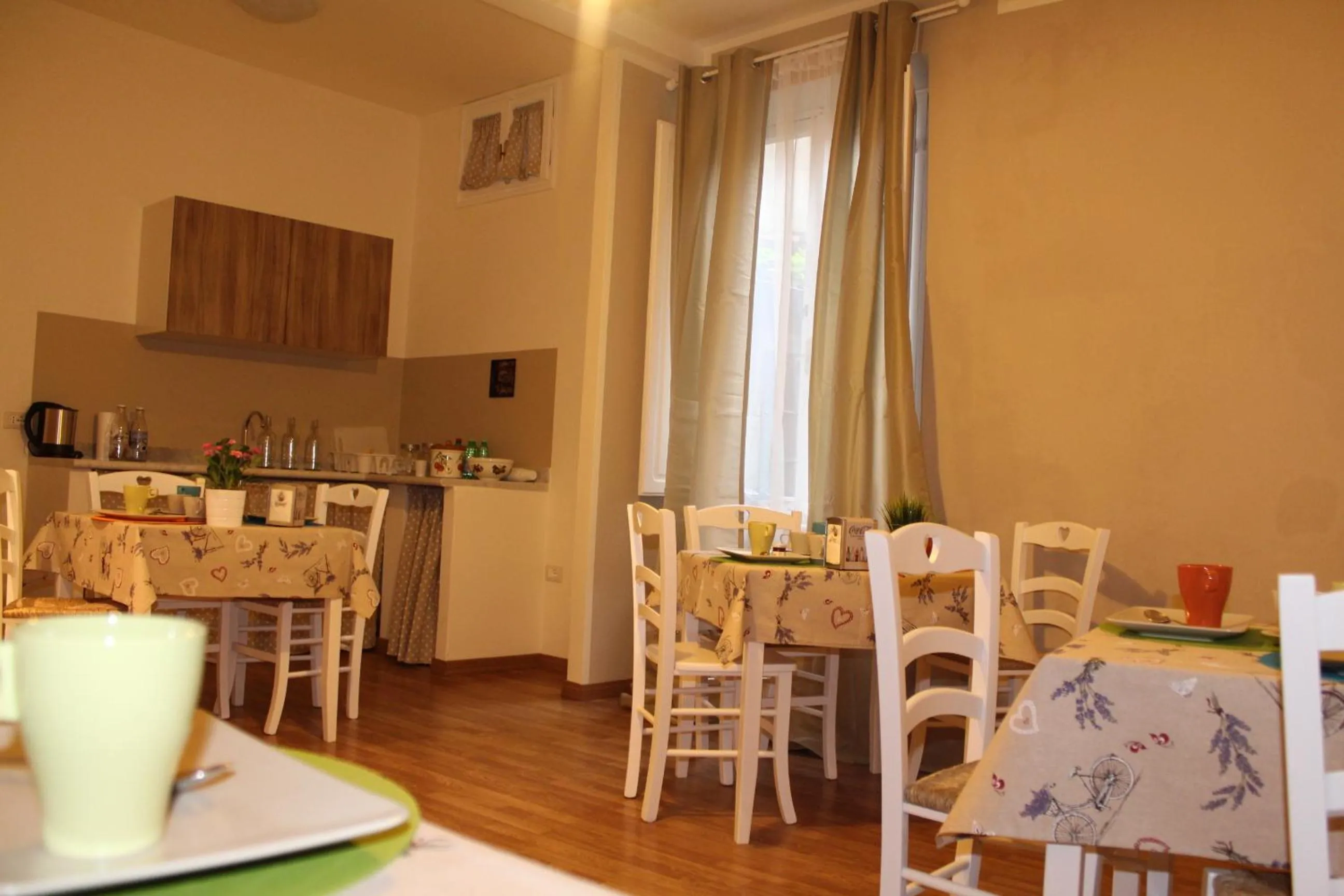 Lounge or bar in L'Iris B&B