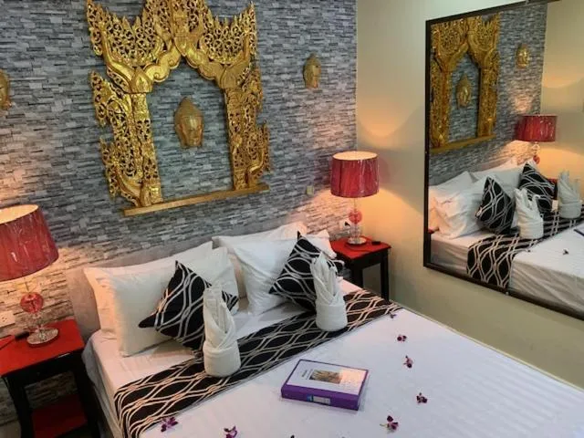 Bed in Fong Kaew and Baan Nang Fa Guesthouse