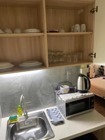 Fong Kaew and Baan Nang Fa Guesthouse