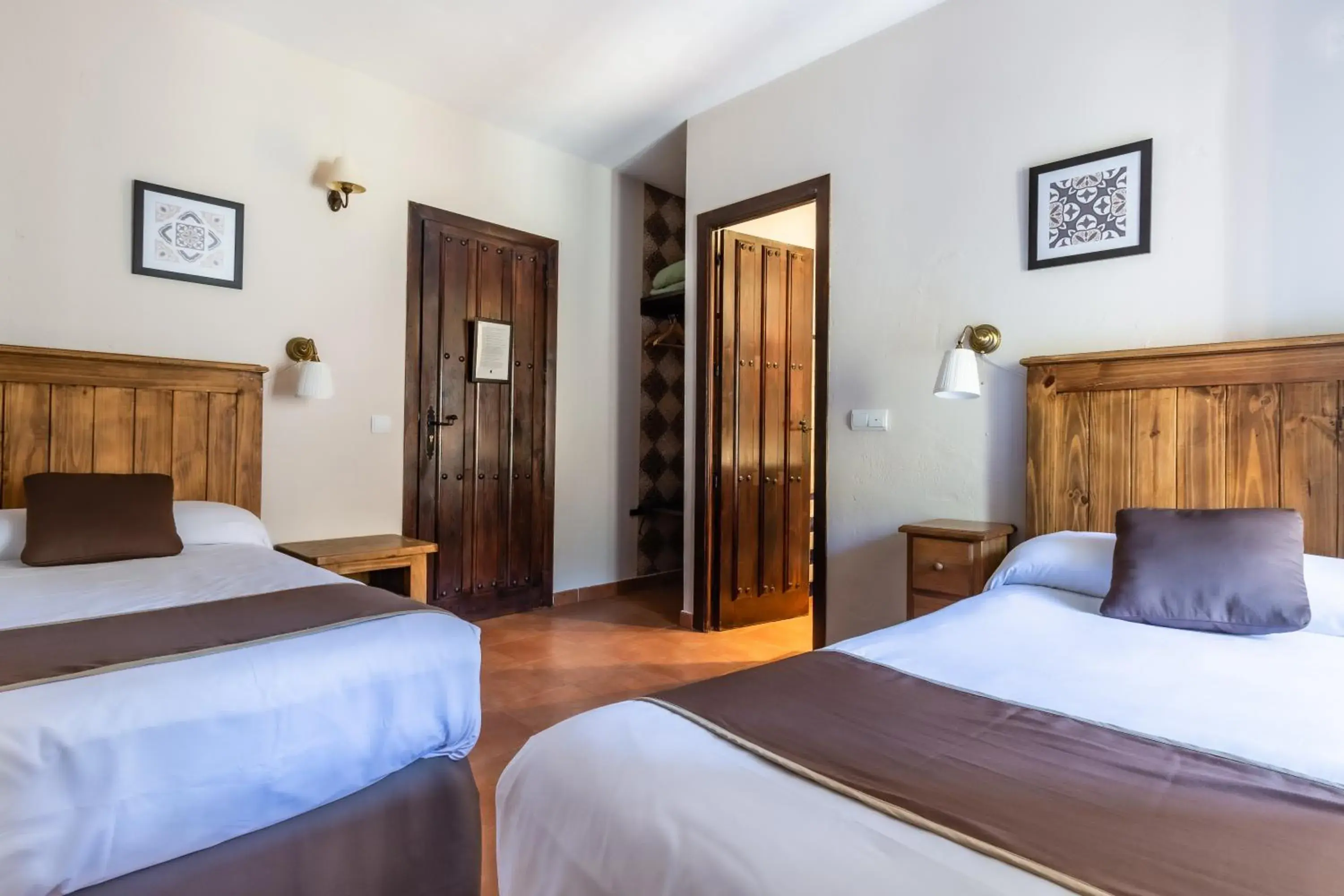 Superior Double or Twin Room in Posada Peña Pintada by Vivere Stays Superior Double or Twin Room in Posada Peña Pintada by Vivere Stays