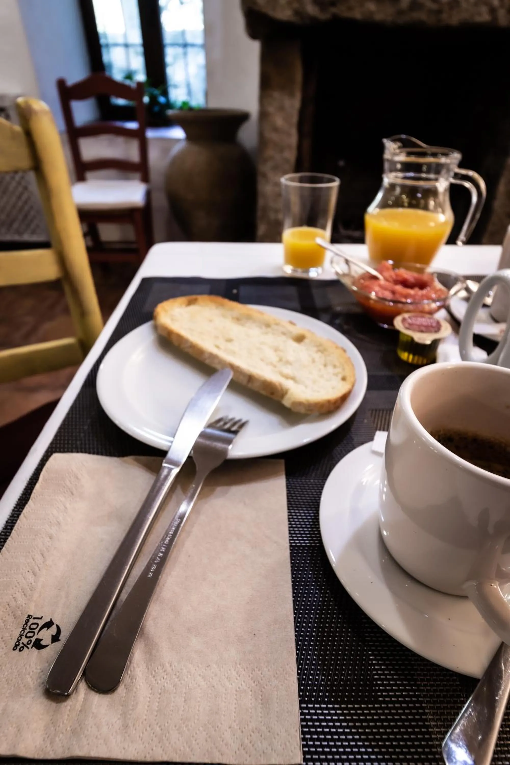 Breakfast in Posada Peña Pintada by Vivere Stays