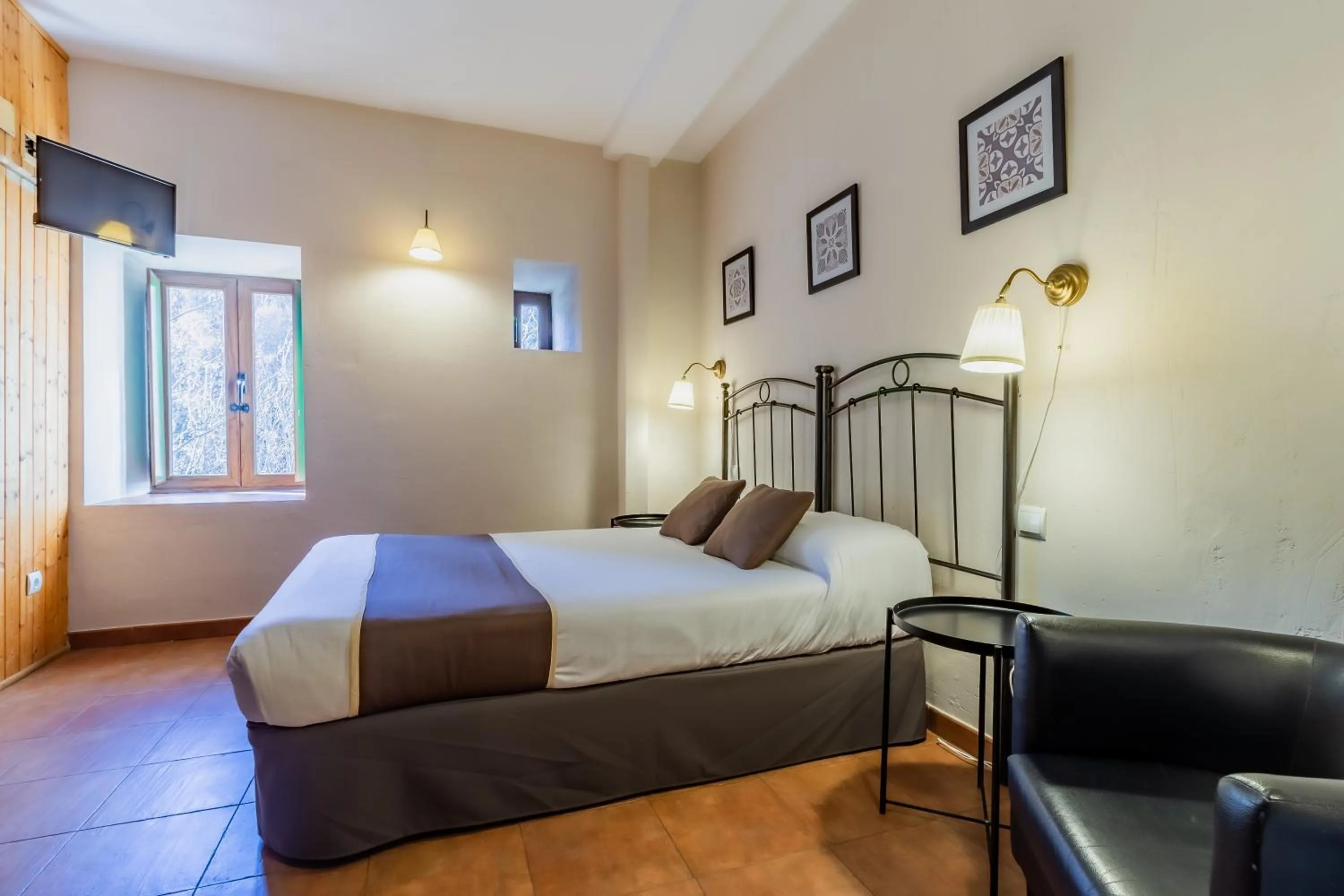 Bedroom, Bed in Posada Peña Pintada by Vivere Stays