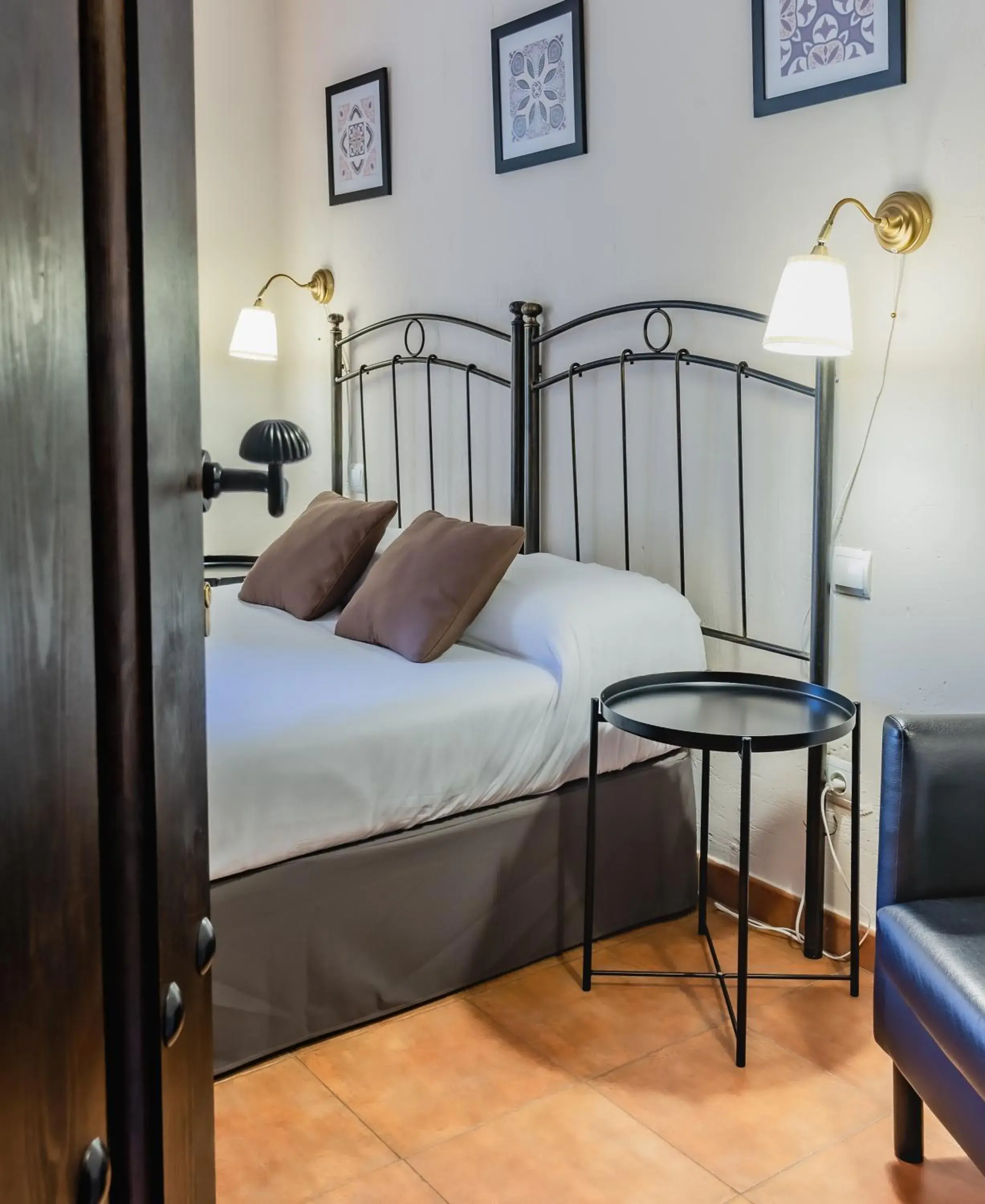 Deluxe Double Room with Extra Bed in Posada Peña Pintada by Vivere Stays Deluxe Double Room with Extra Bed in Posada Peña Pintada by Vivere Stays