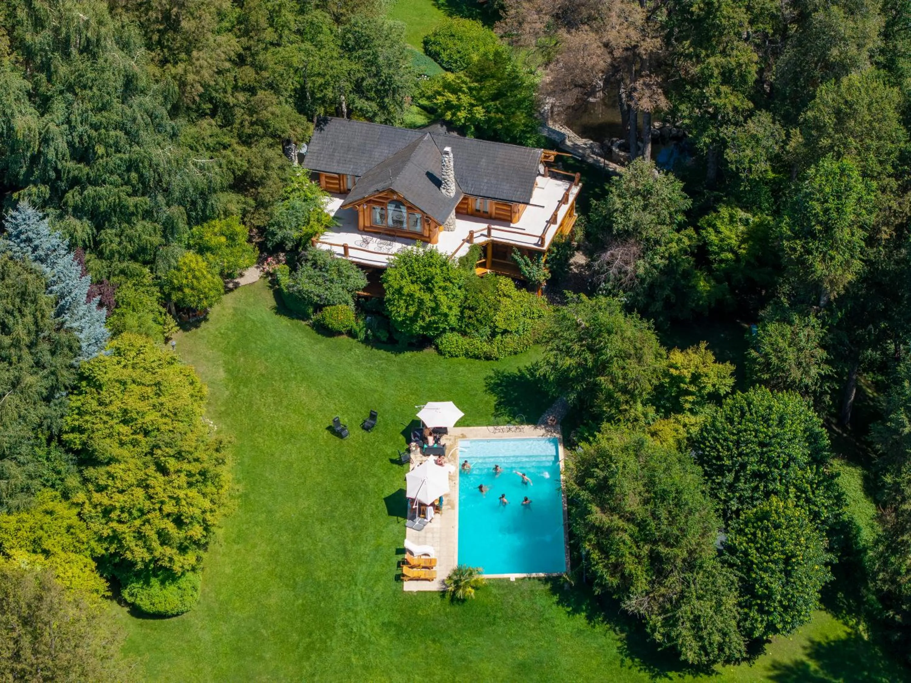 Rotui Luxury Village