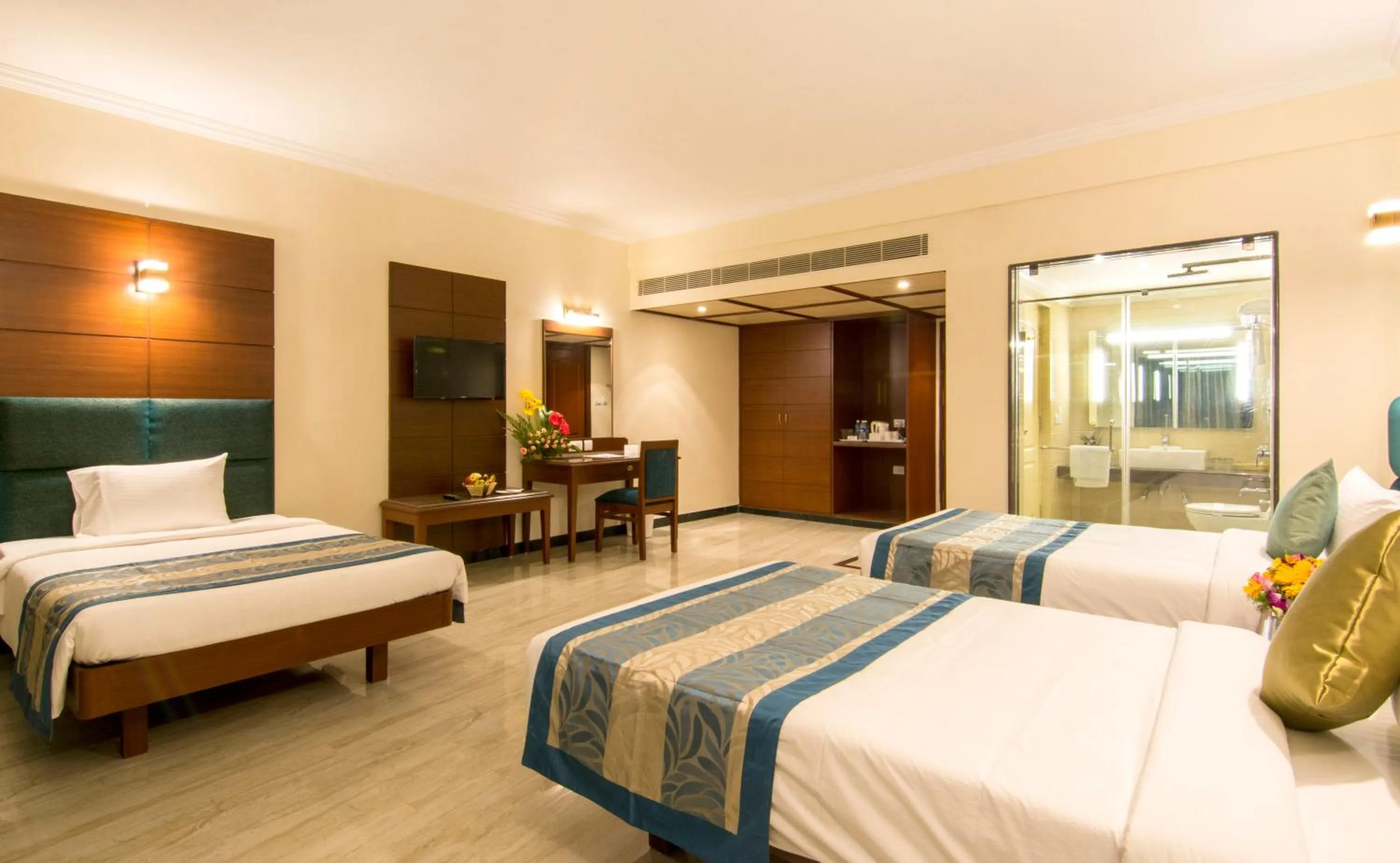 TV and multimedia, Bed in Shenbaga Hotel And Convention Centre