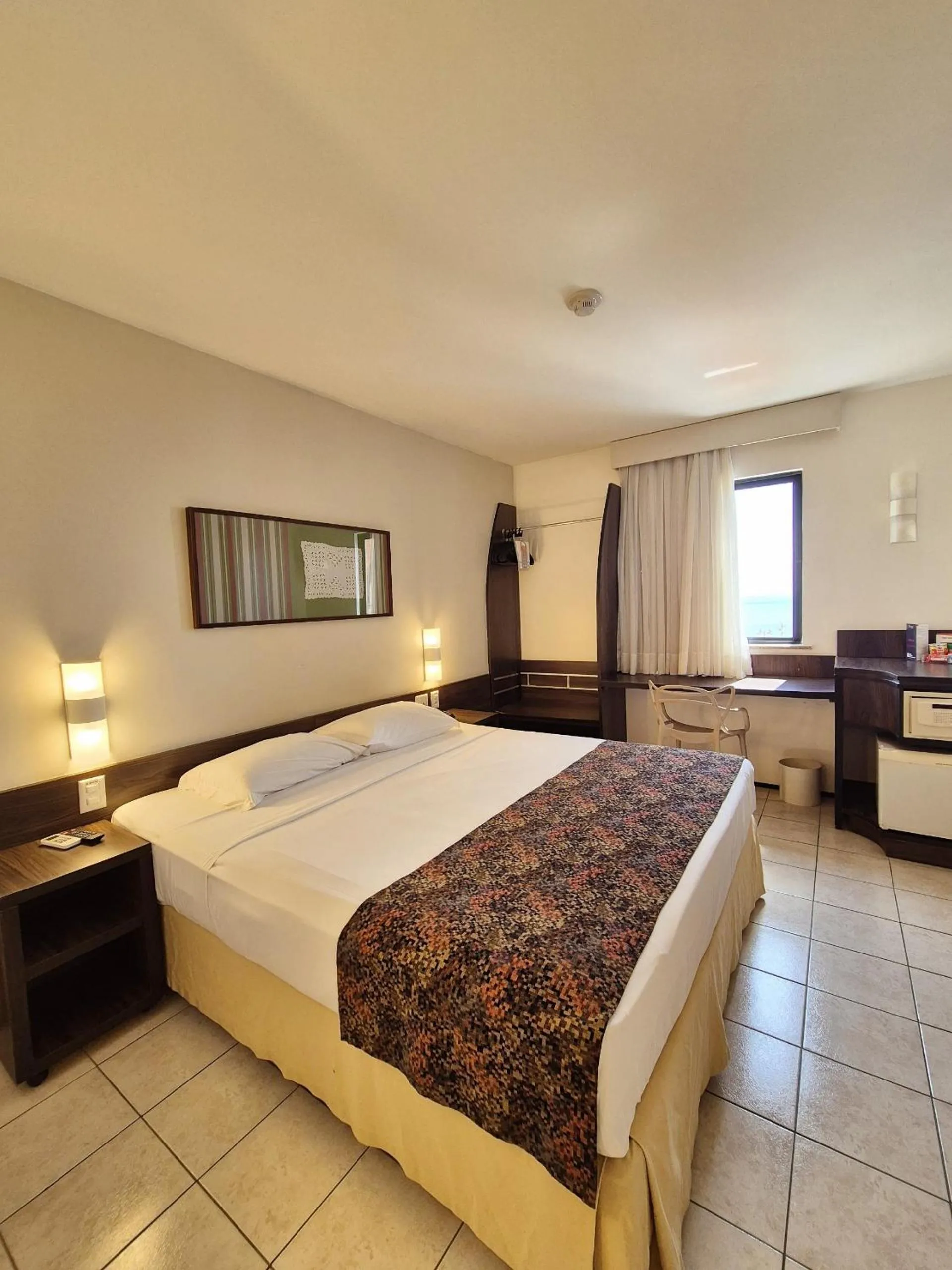 Bedroom, Bed in Hotel Sonata de Iracema