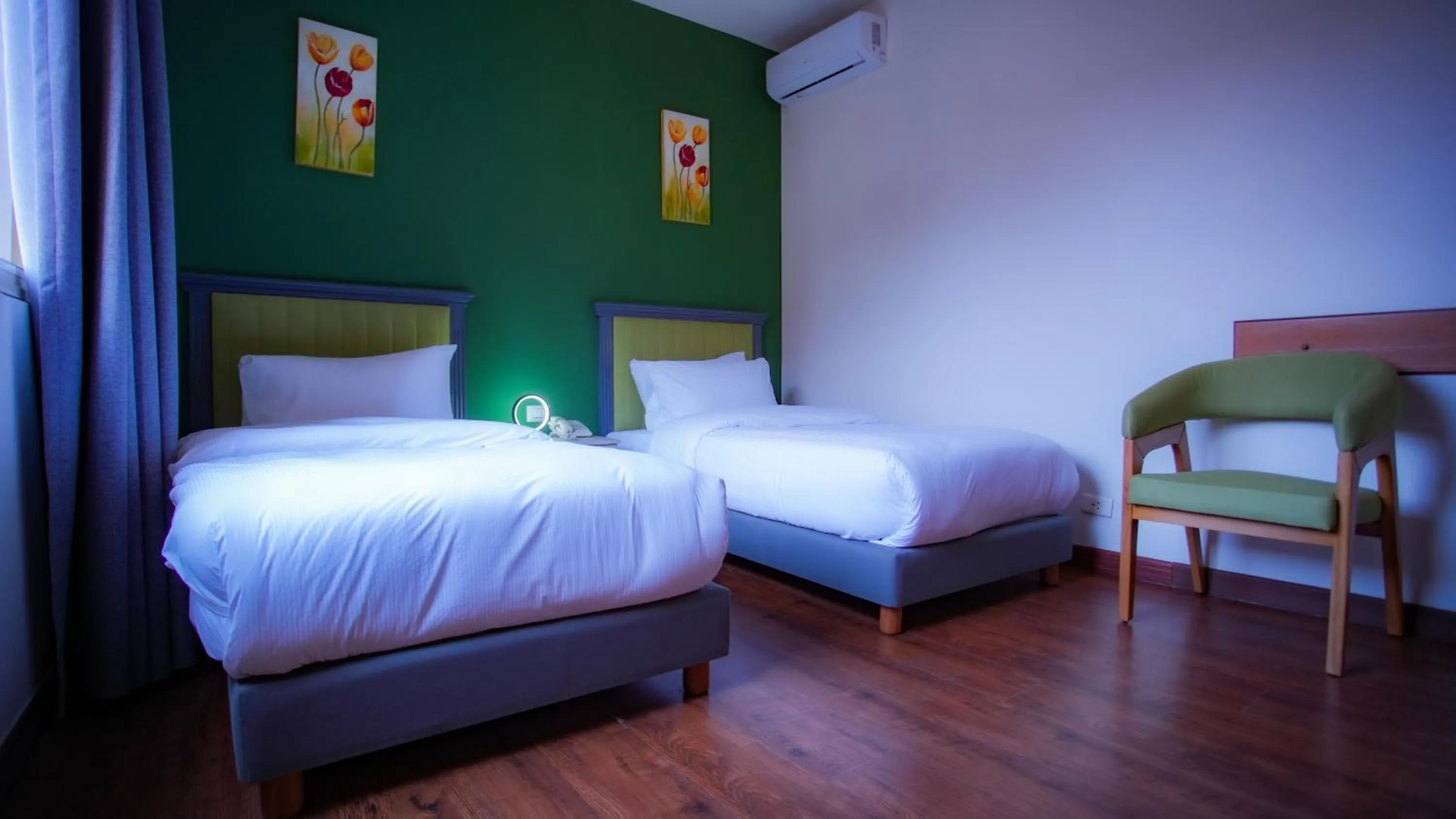 Photo of the whole room, Bed in Manara Riva Suites