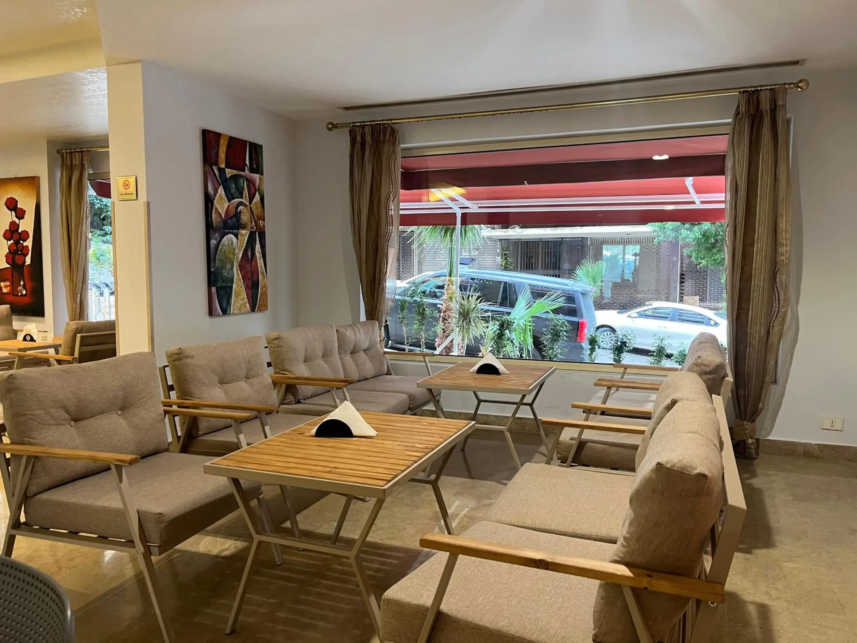 Restaurant/places to eat in Manara Riva Suites Restaurant/places to eat in Manara Riva Suites