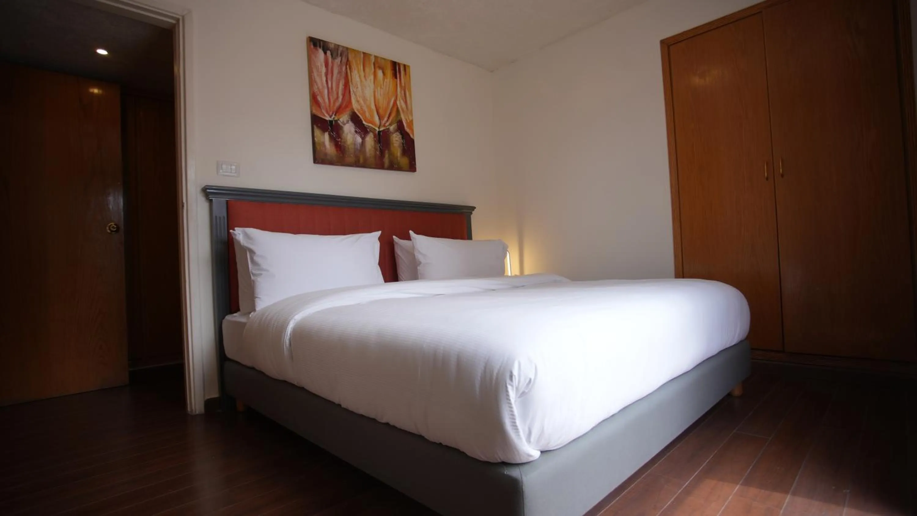 Bed in Manara Riva Suites