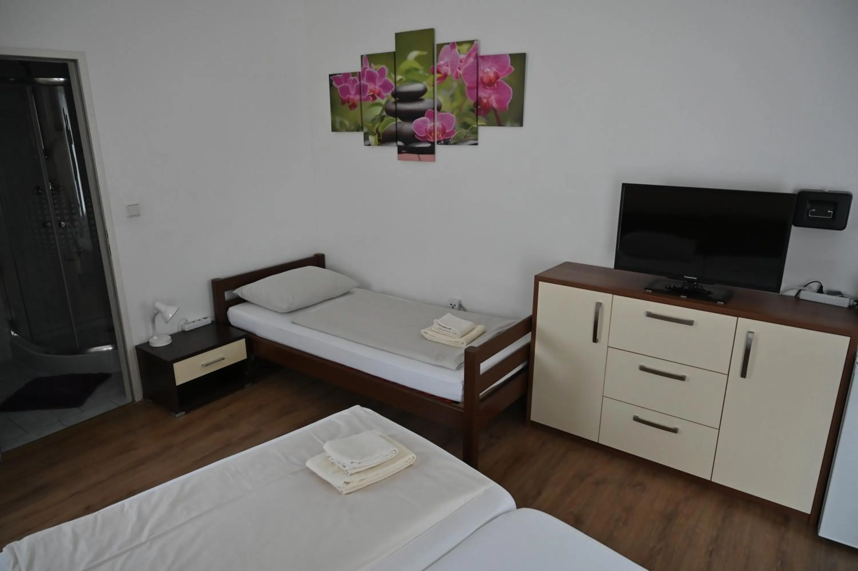 Bed in Pension Haus Nova