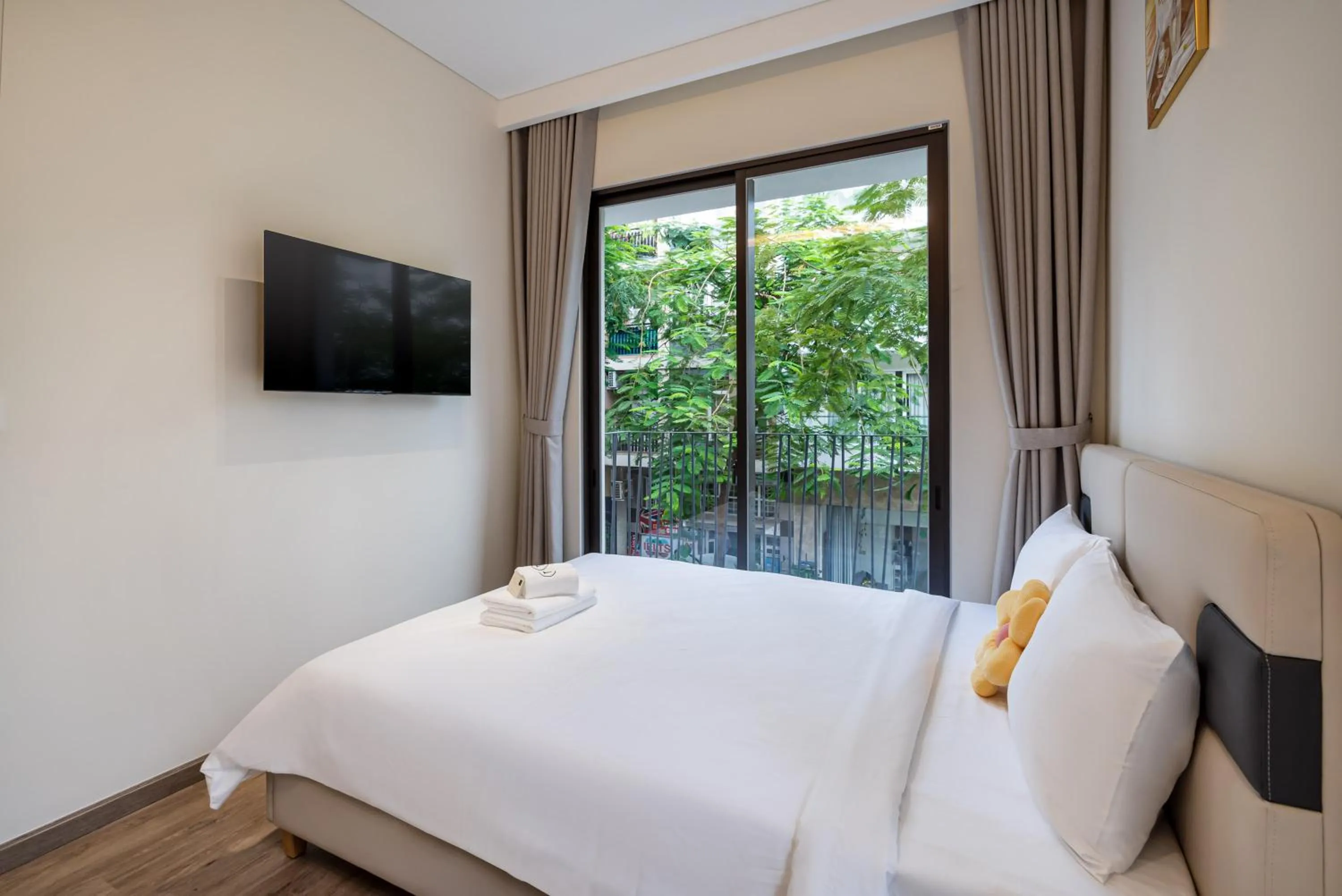 Superior Queen Room in The Royal Vista - Phu My Hung