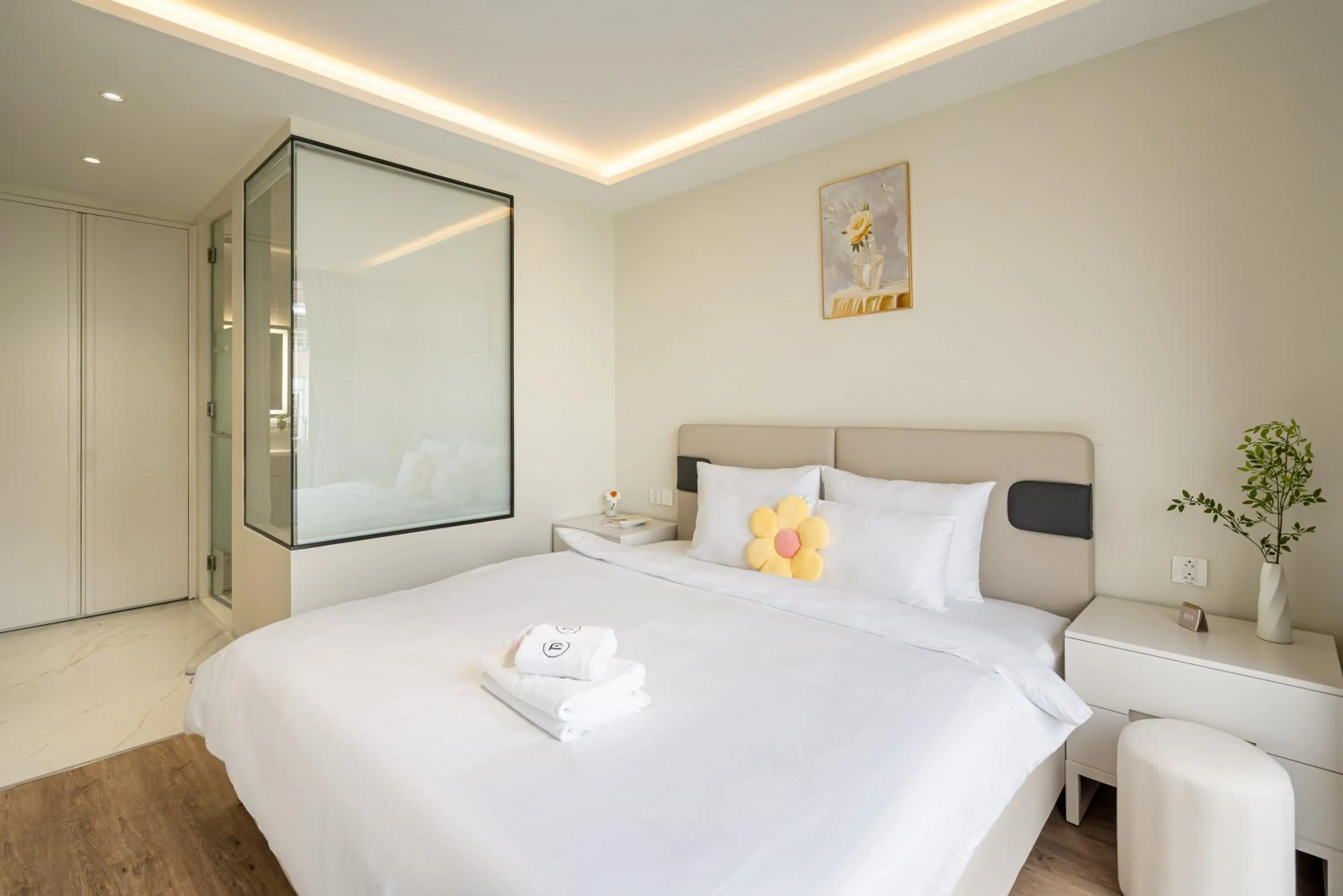 Bed in The Royal Vista - Phu My Hung