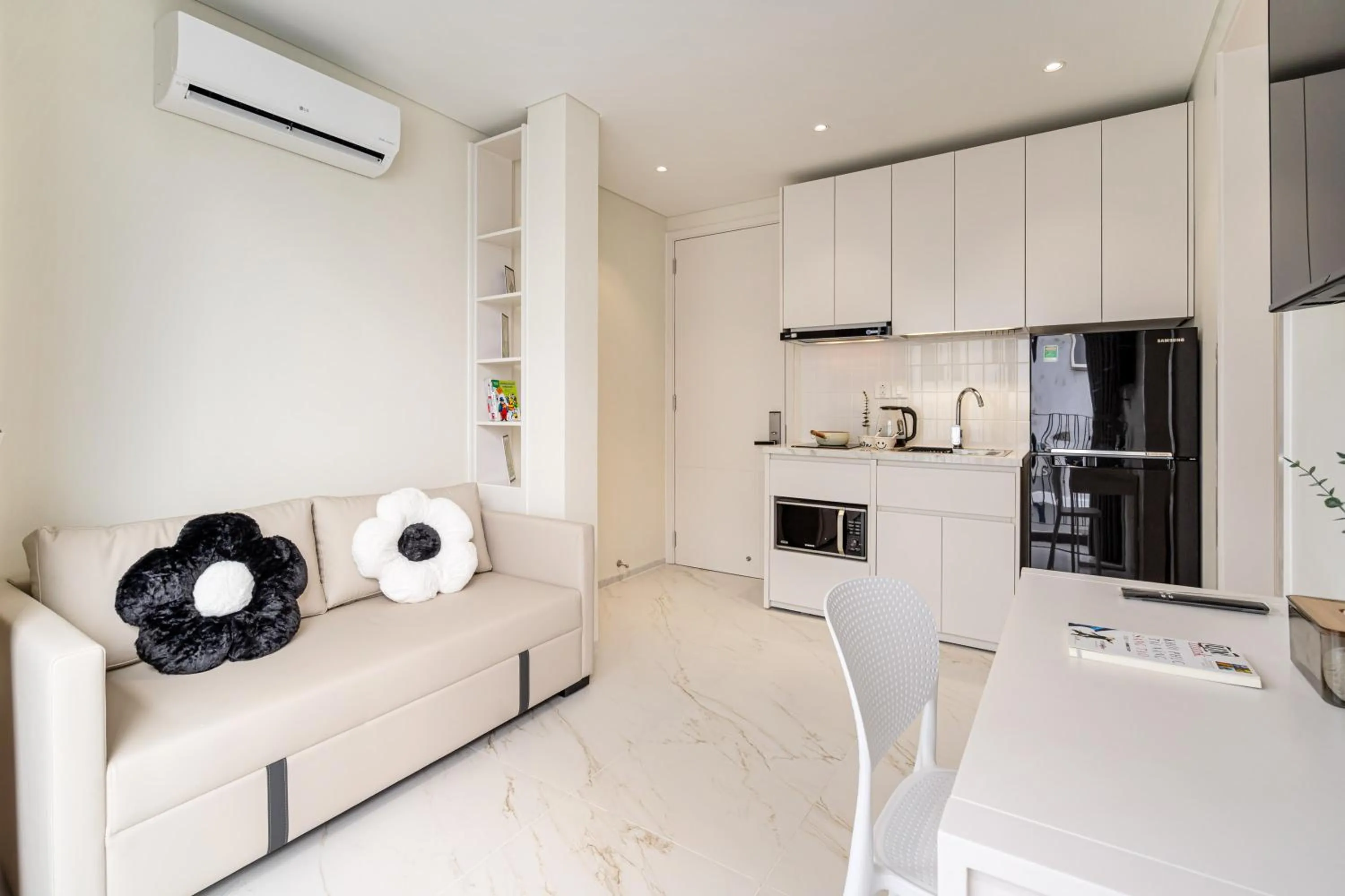 Living room in The Royal Vista - Phu My Hung