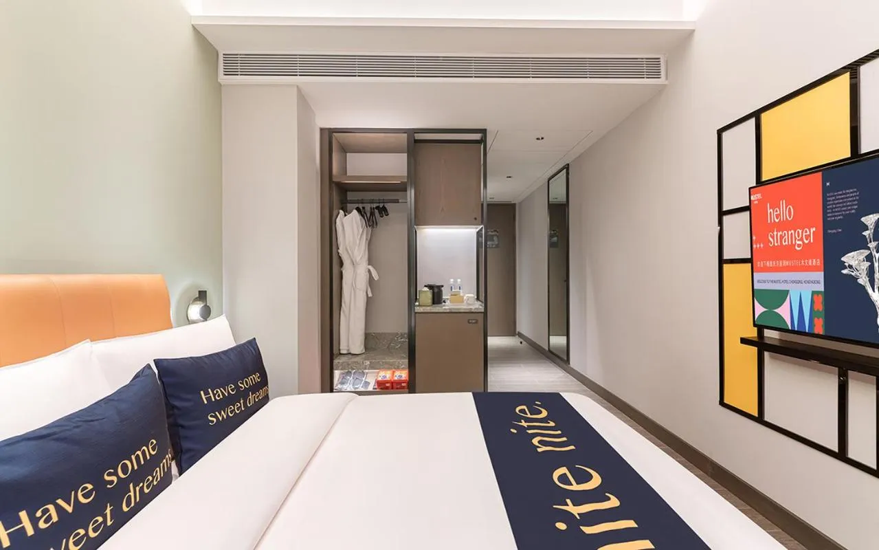 Bedroom, Bed in The Mustel Hotel Chongqing Hongyadong