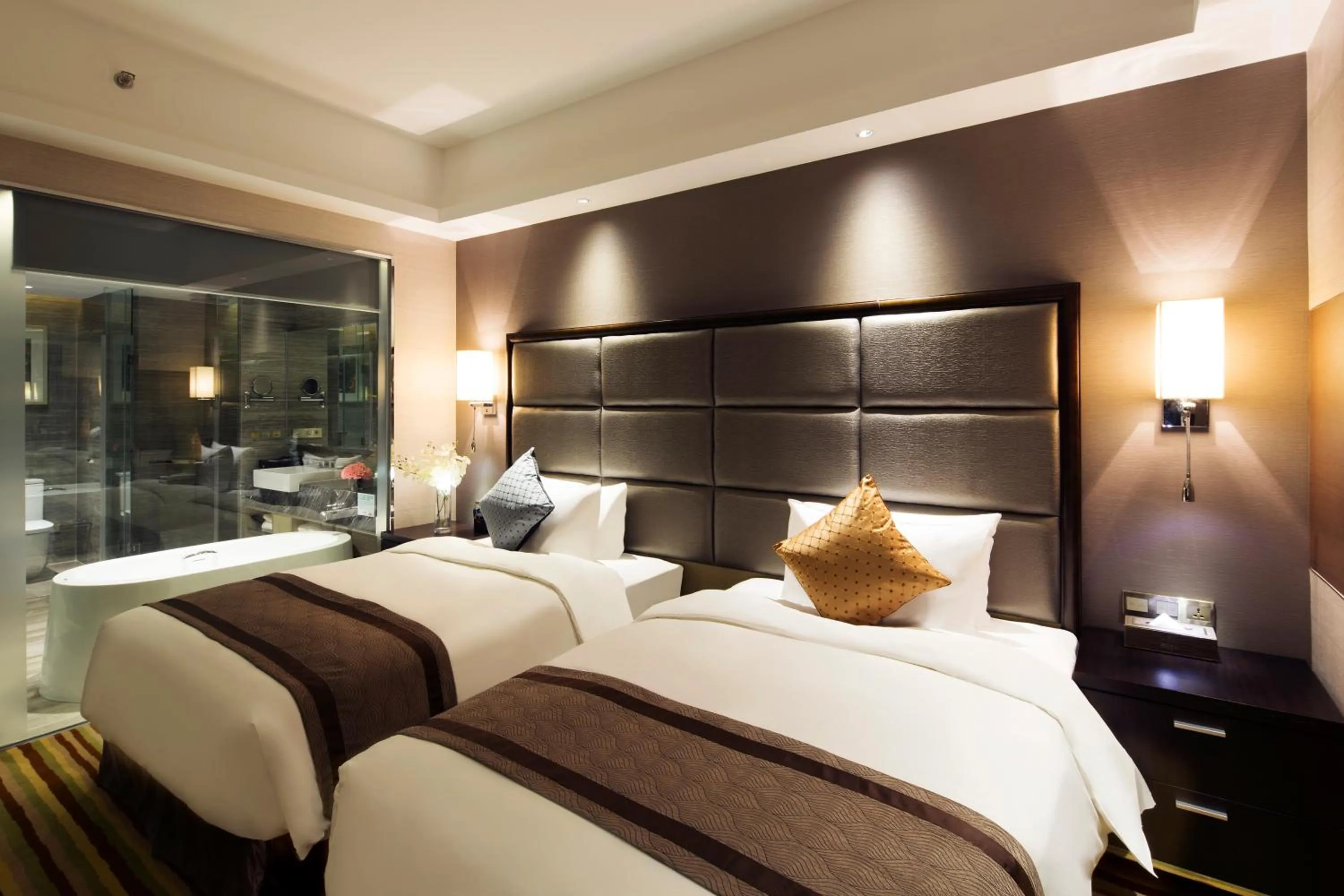 Bed in Millennium Hotel Fuqing