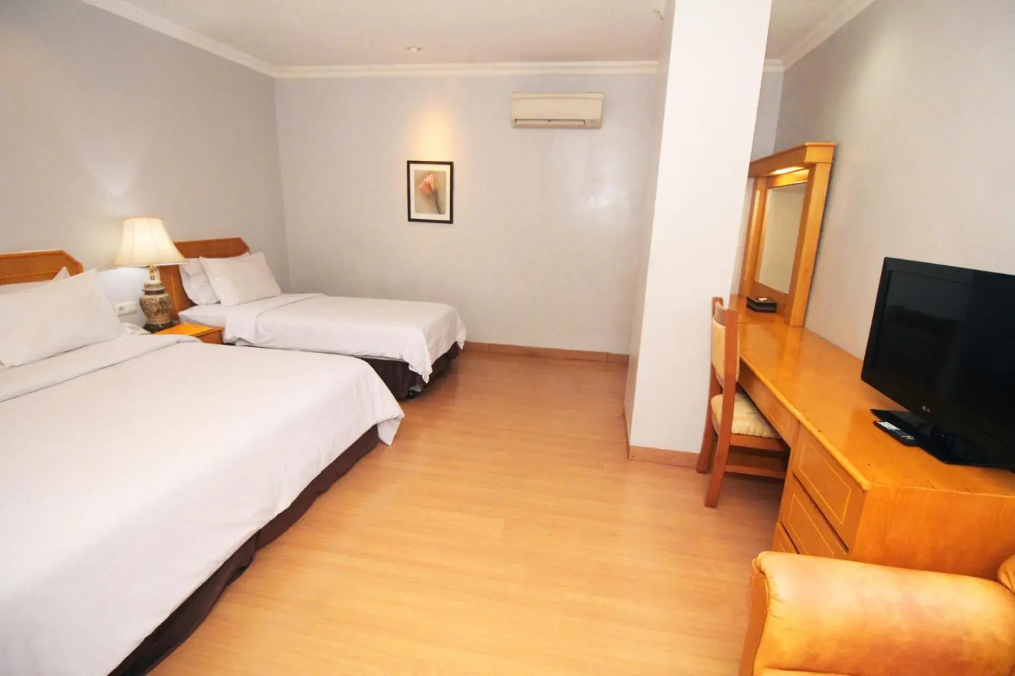 Bed in Grande Hotel Lampung Powered by Archipelago Bed in Grande Hotel Lampung Powered by Archipelago