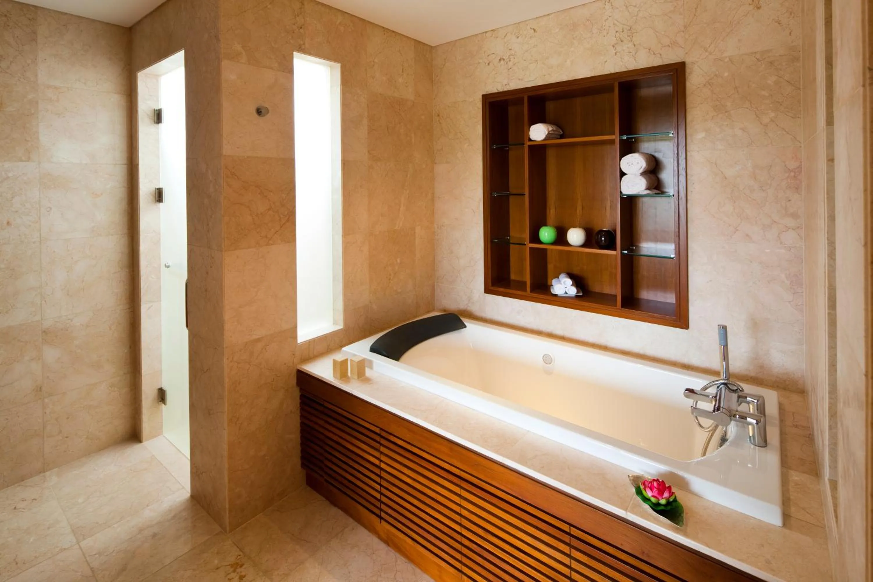 Hot Tub in The Ocean Resort Danang