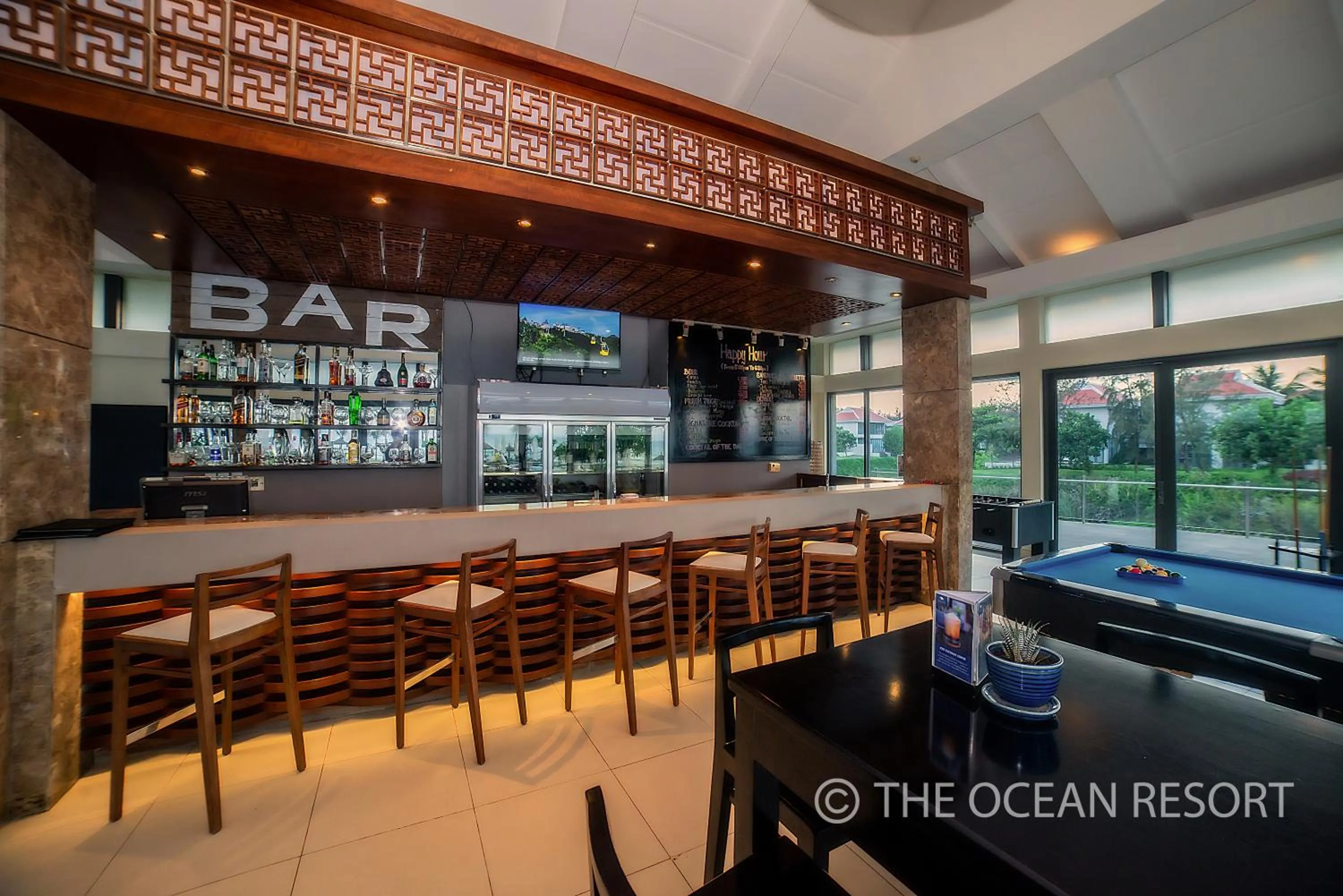 Lounge or bar in The Ocean Resort Danang
