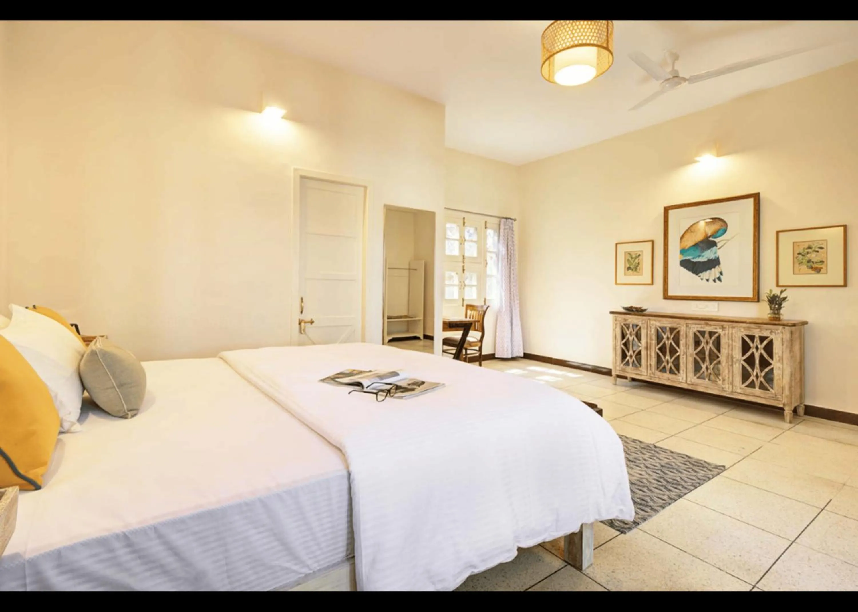 Deluxe King Room in Avaanti Boutique Stays By Avaanti Stays