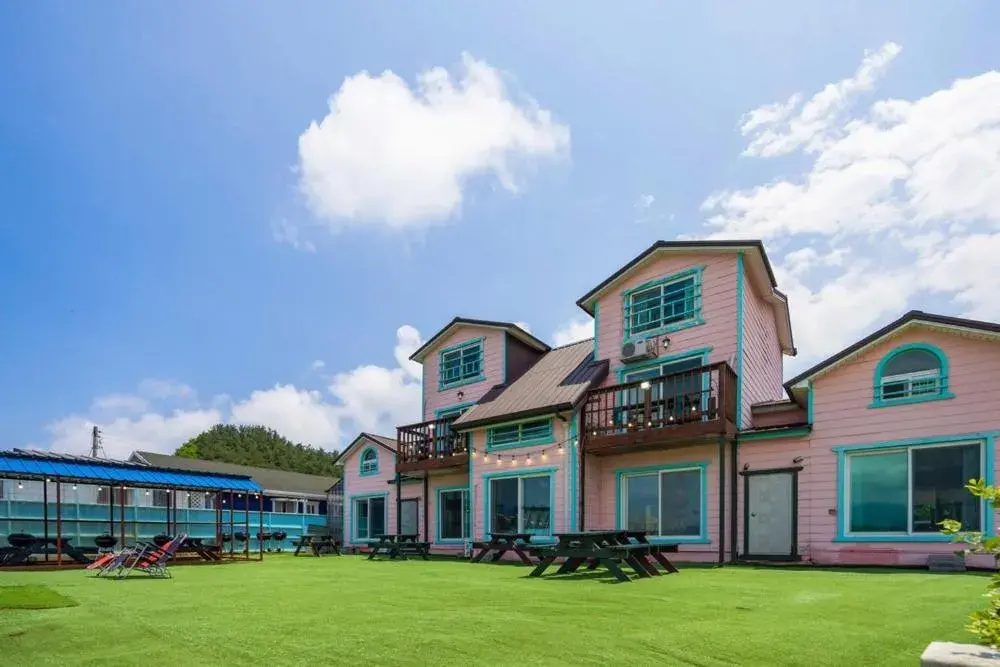 Yangyang Blue Ara Pension Yangyang Blue Ara Pension