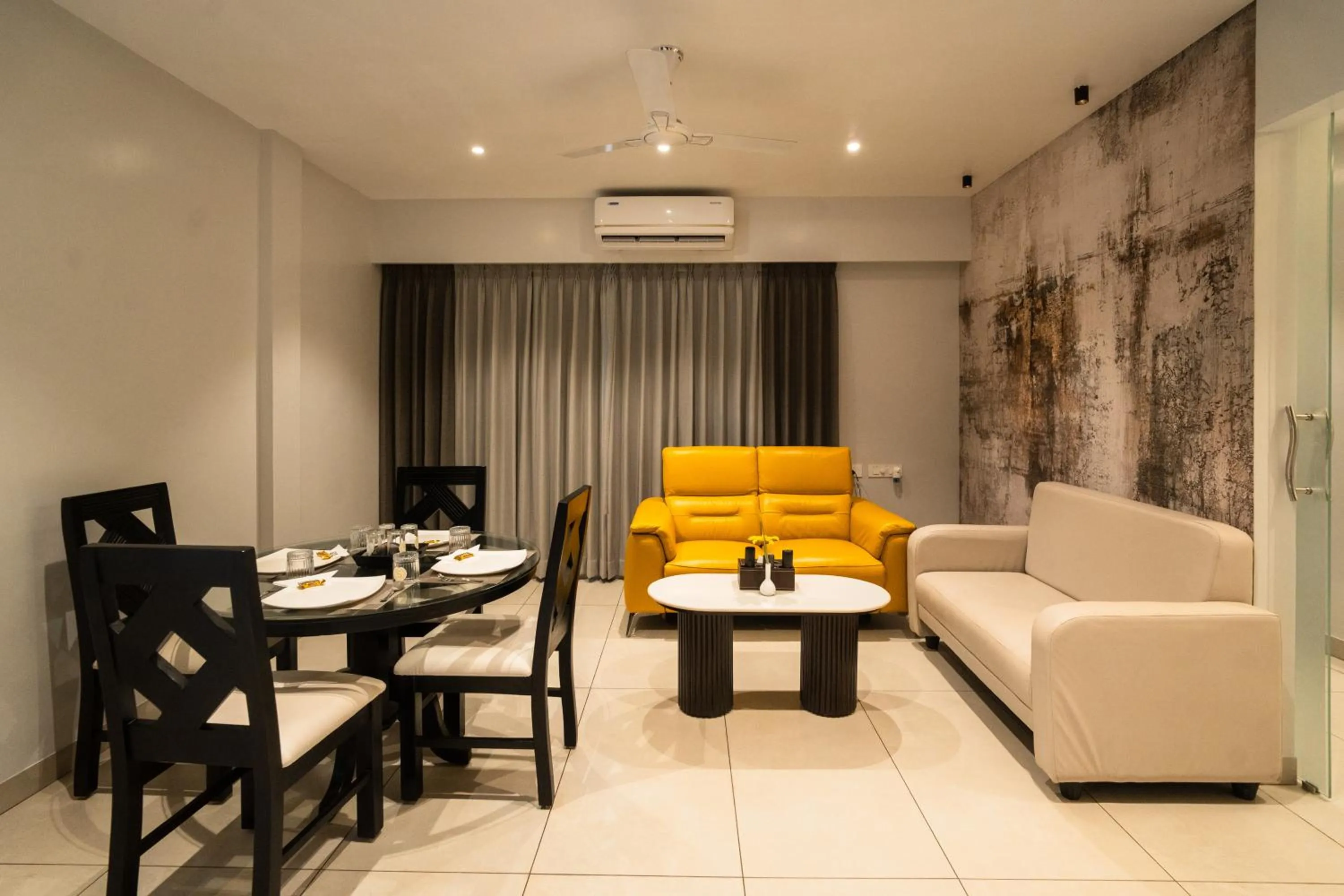 Living room in MGM Whispering Meadows Yelagiri