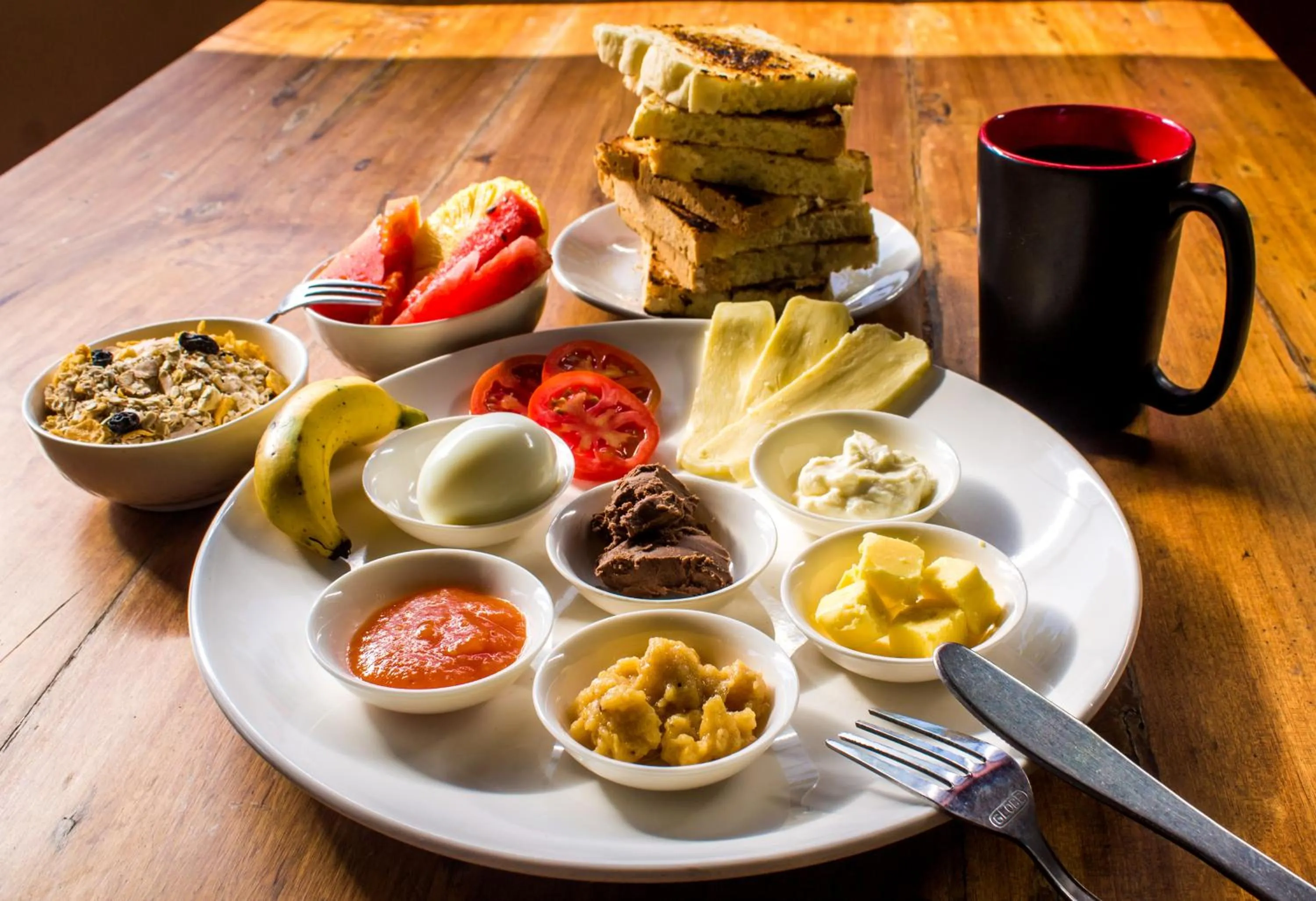 Restaurant/places to eat in Chrissie's Hotel