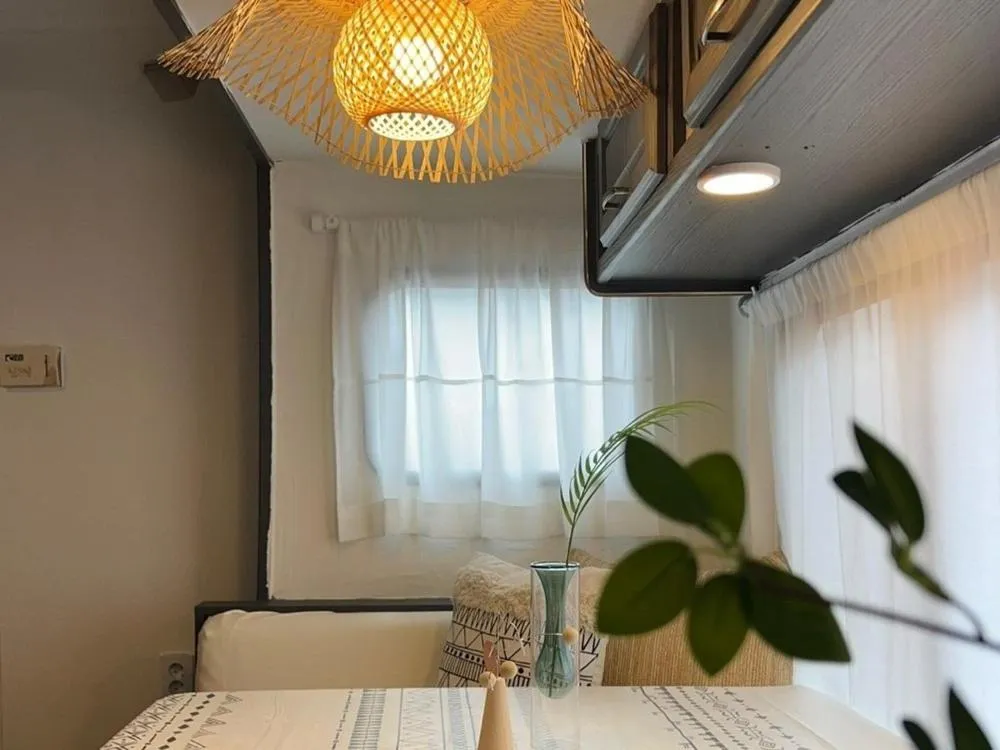 Bed in Sokcho New York Caravan