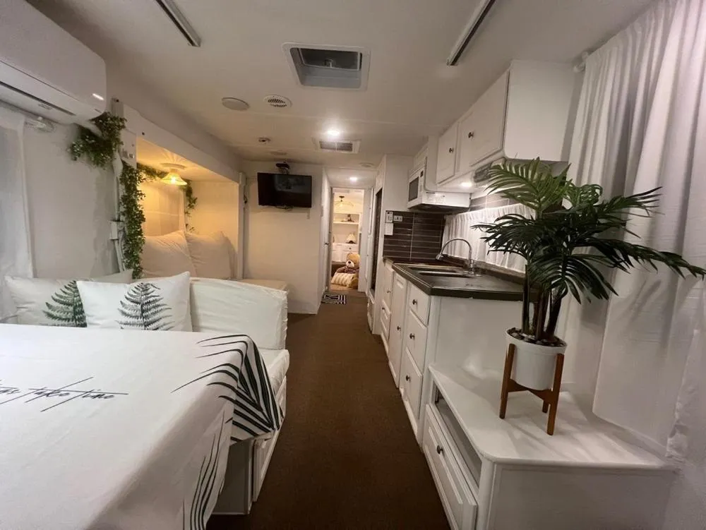 Bed in Sokcho New York Caravan