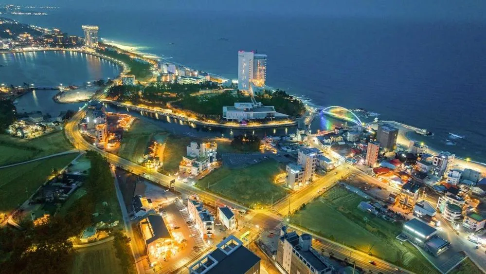 Gangneung Gyeongpodae S9 Beach Familyspa