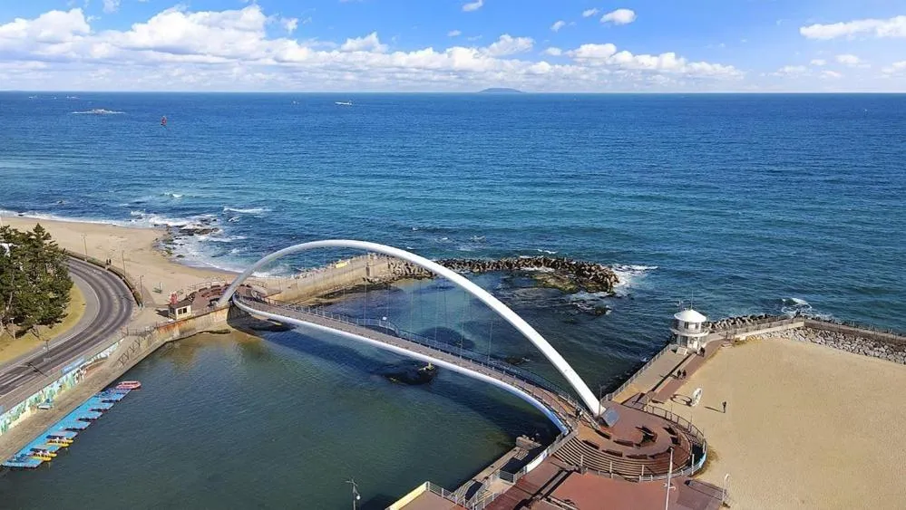 Gangneung Gyeongpodae S9 Beach Familyspa