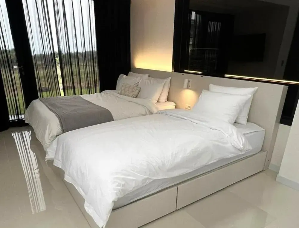 Bed in Daejung Secret Gennie Poolvilla Bed in Daejung Secret Gennie Poolvilla