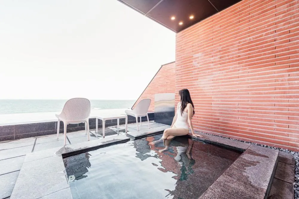 Pohang Case Poolvilla