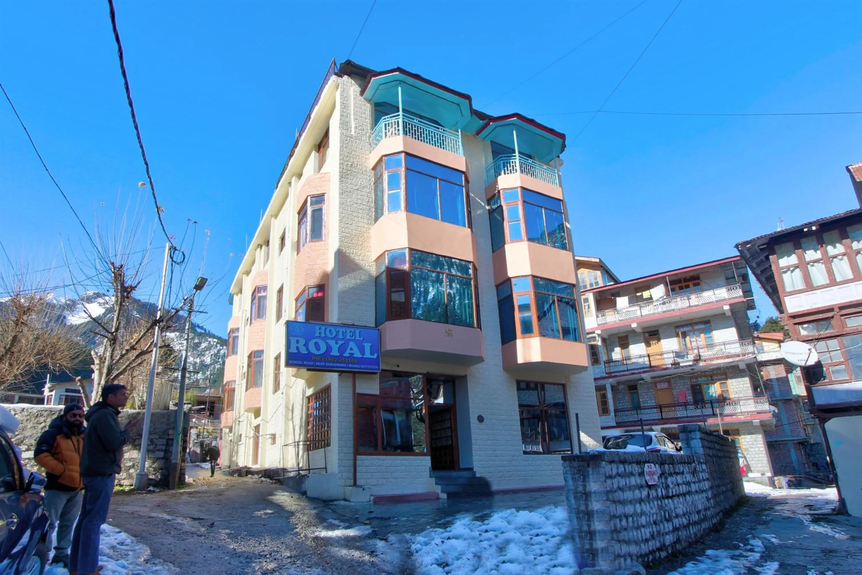 Property building in HOTEL ROyAL THE MALL MANALI