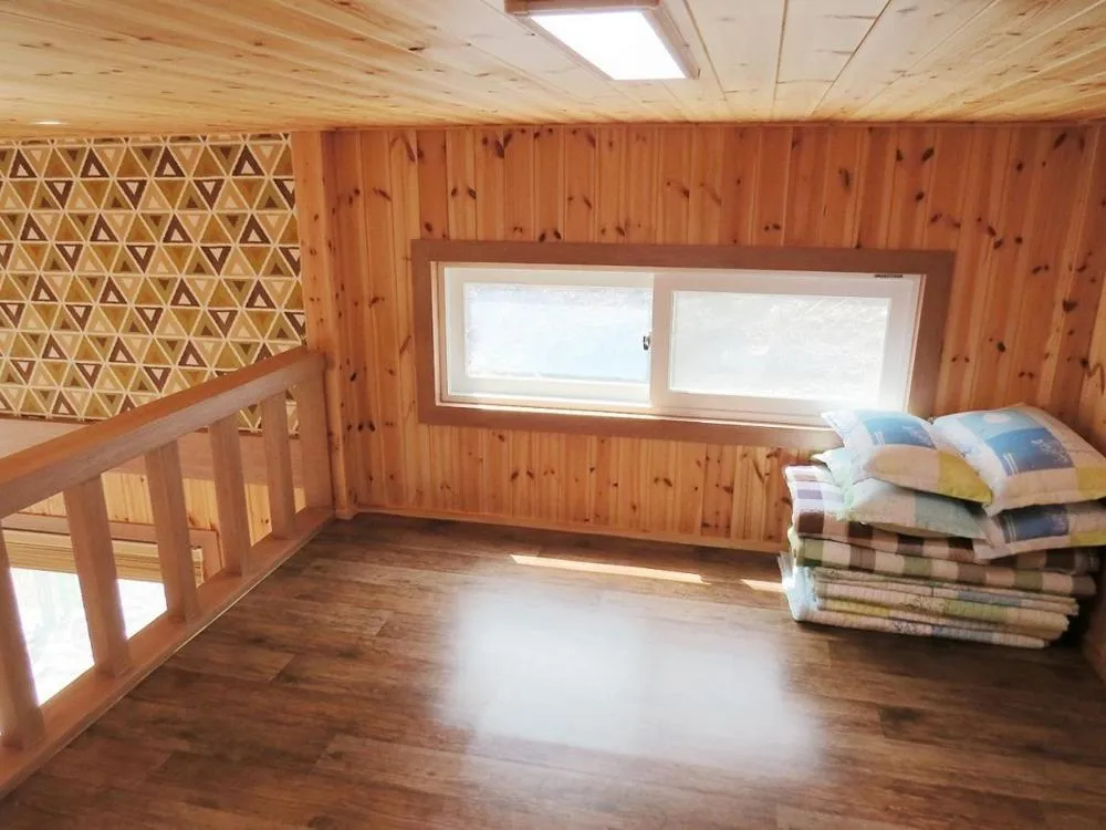 Ulsan Soho Attic Pension